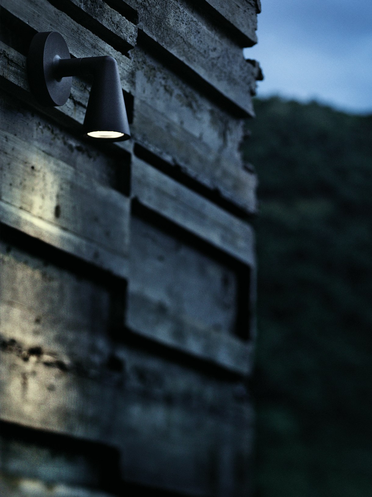Belvedere-Spot-Wall-Flos-Outdoor-B-08.jpg