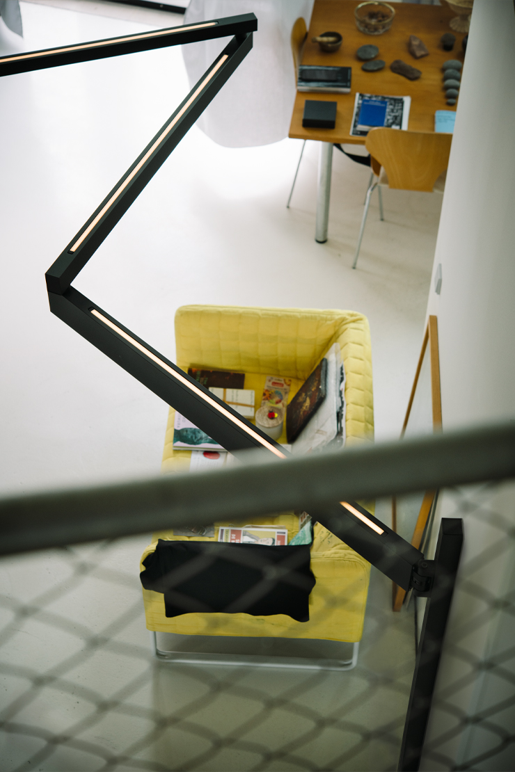 Black_Flag-flos-architectural-R-03.jpg