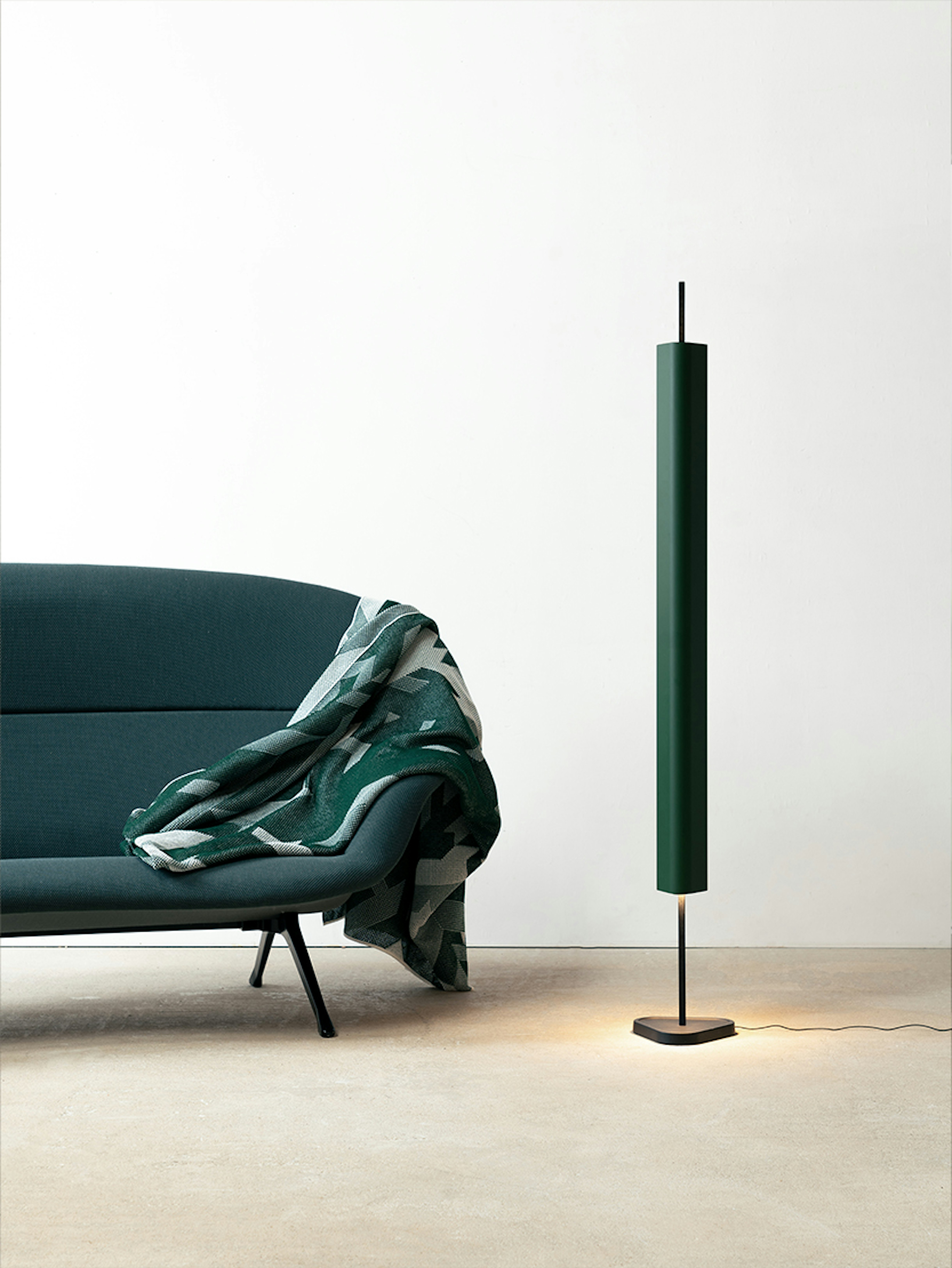 Emi-Floor-flos-architectural-R-03.jpg