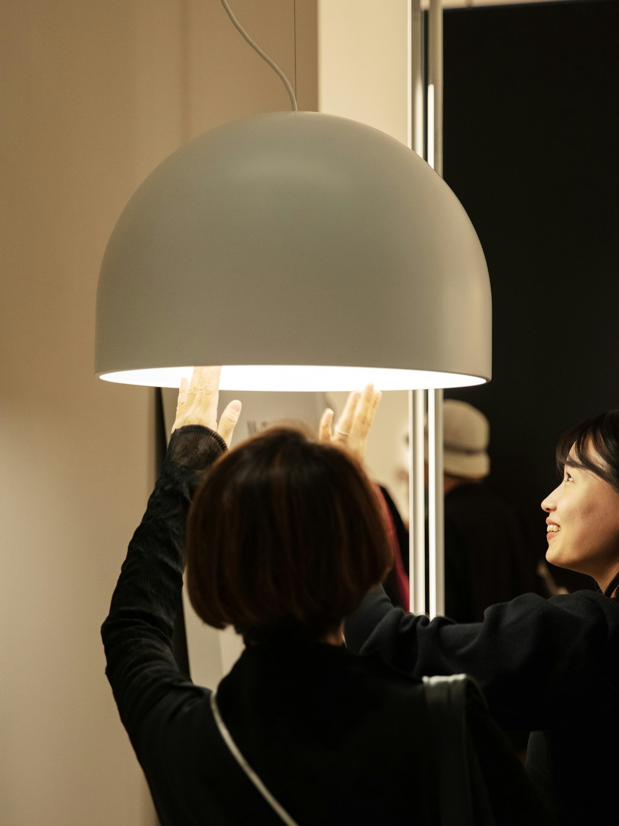 Flos_Hosting-Tokyo-009