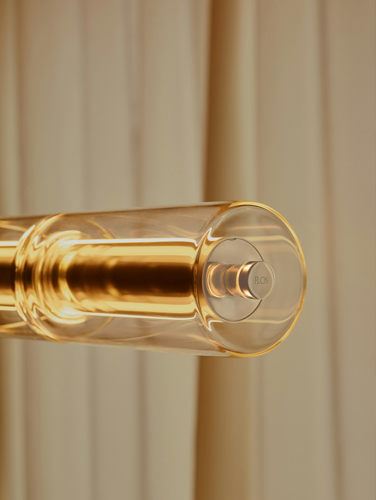Luce_Cilindrica-suspension-flos-R-01.jpg