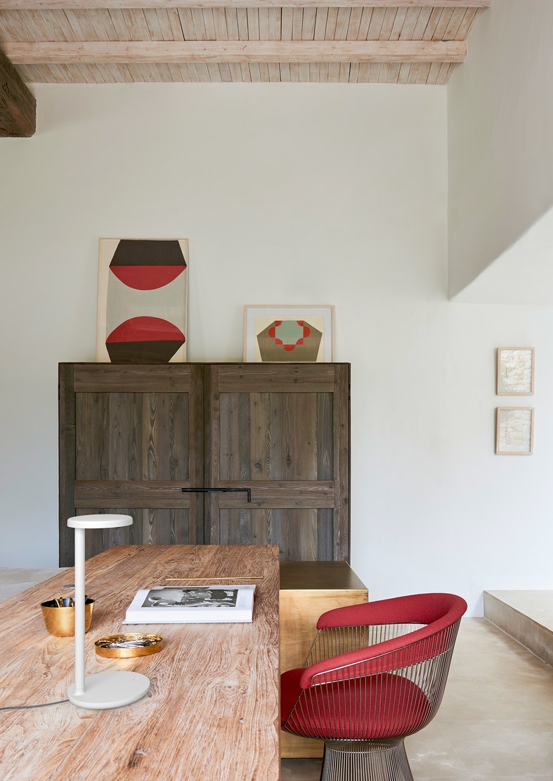 Oblique-flos-architectural-R-02.jpg