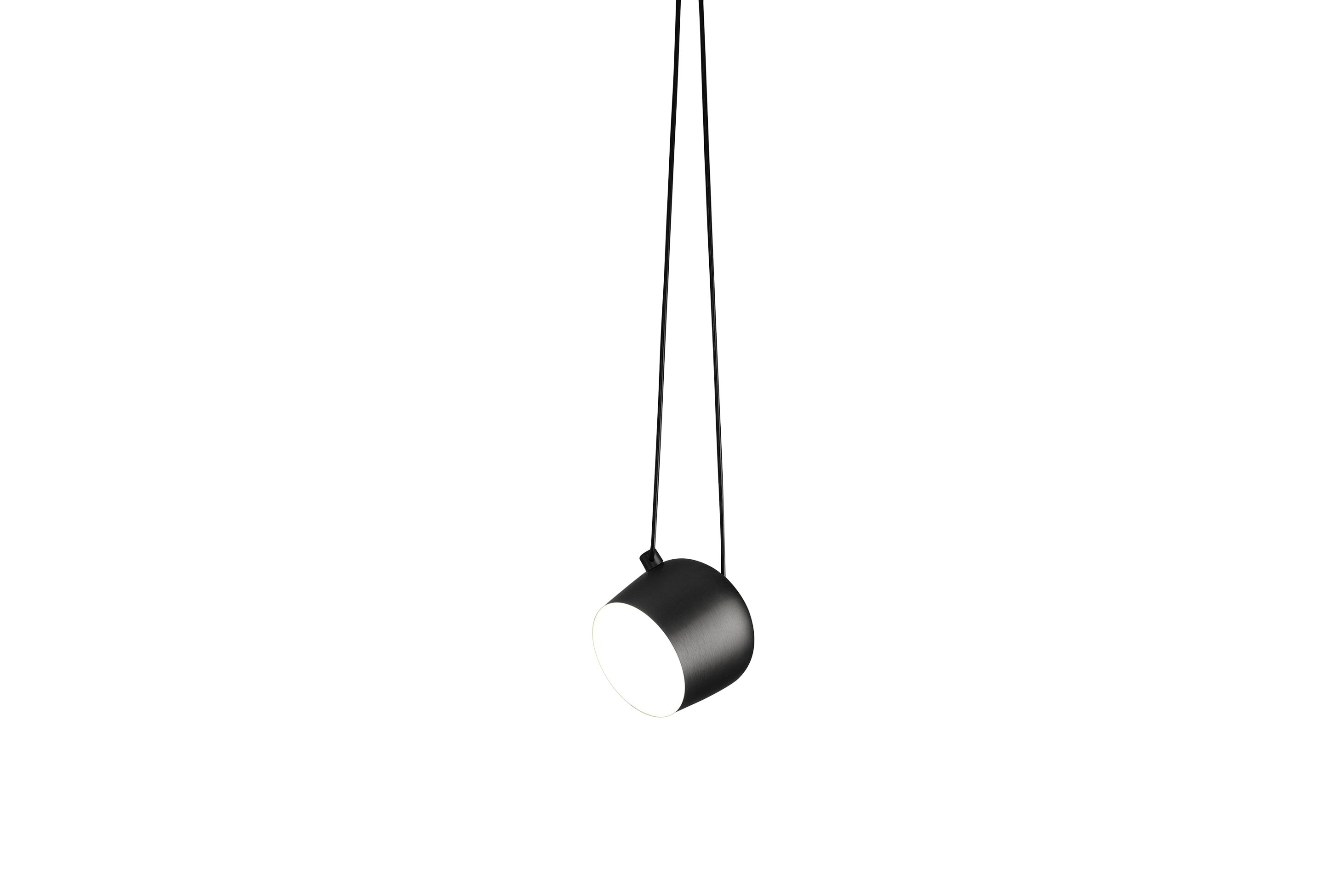 P_Md_E-Aim-Small-Flos-Decorative-still-life.jpg