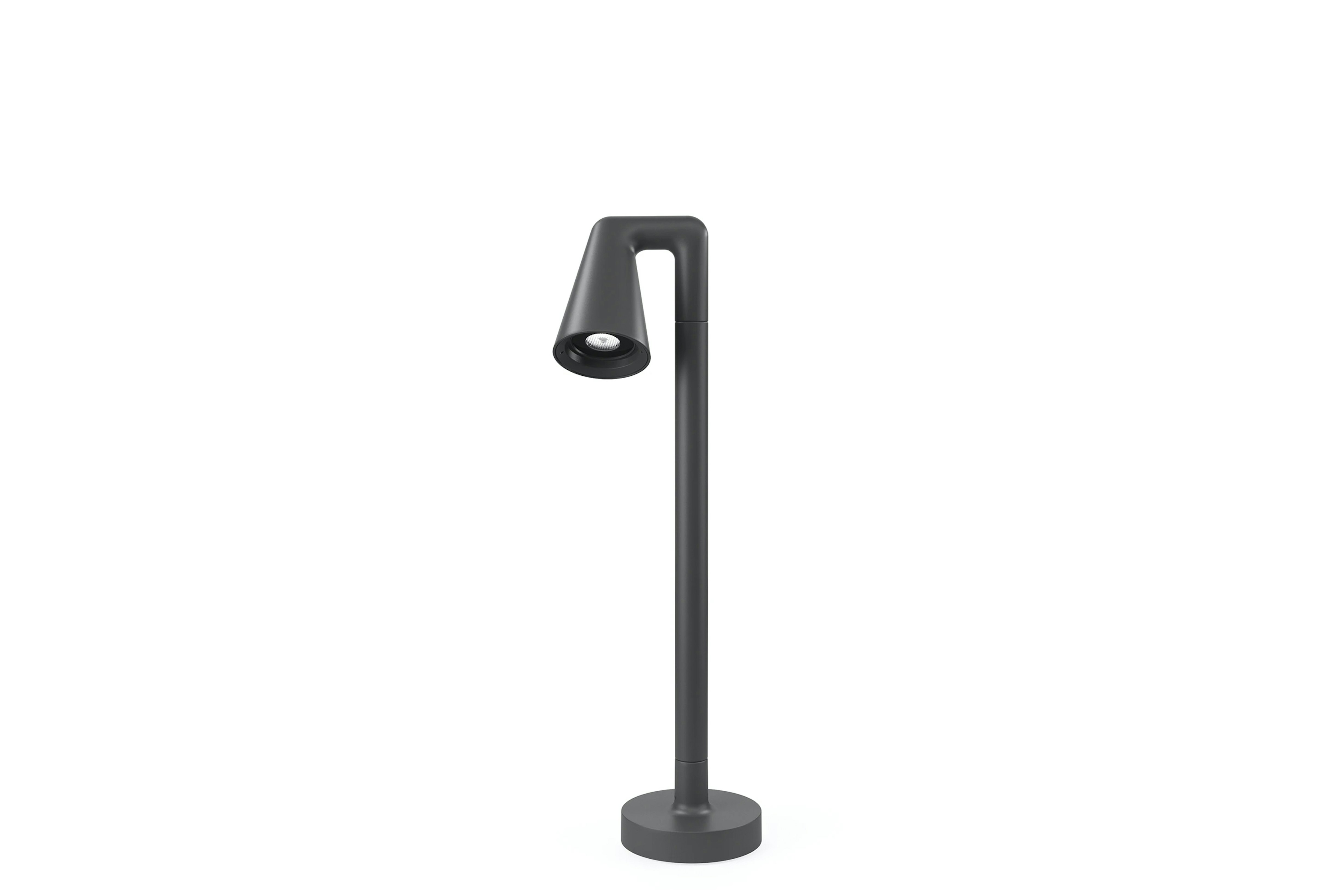 P_Md_E-Belvedere-Spot-F2-Flos-Outdoor-still-life.jpg