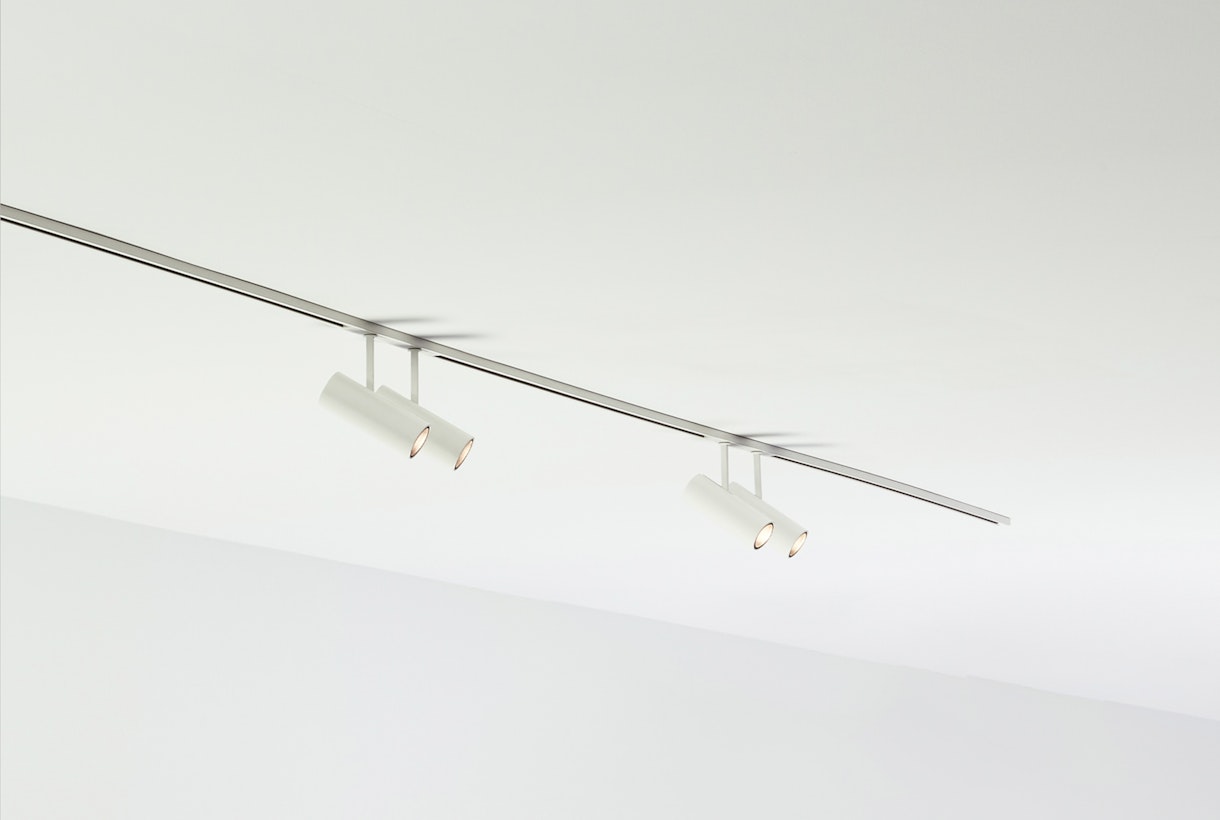 P_Md_E-Zero-Track-Flos-Architectural-still-life_I.jpg