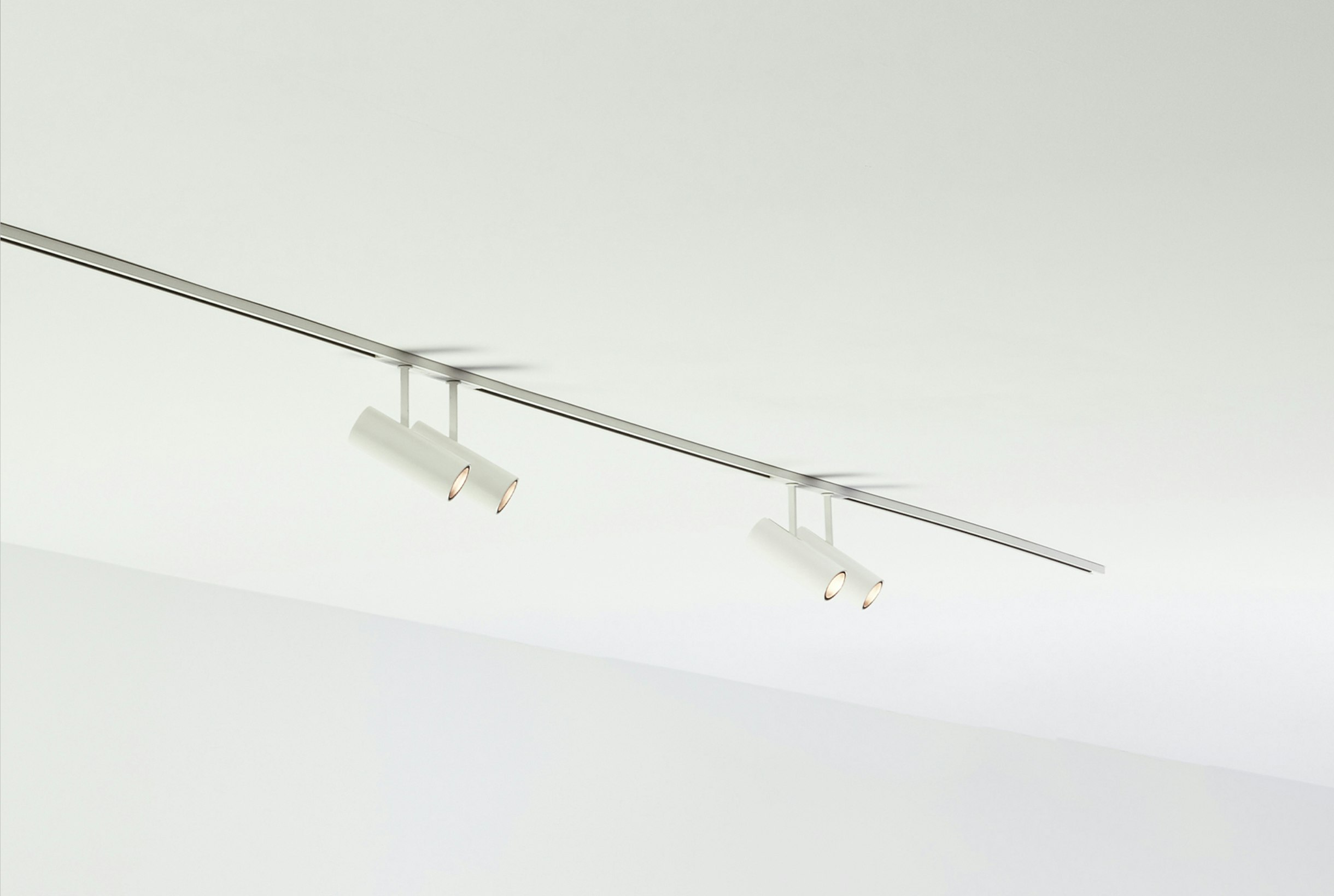 P_Md_E-Zero-Track-Flos-Architectural-still-life_I.jpg