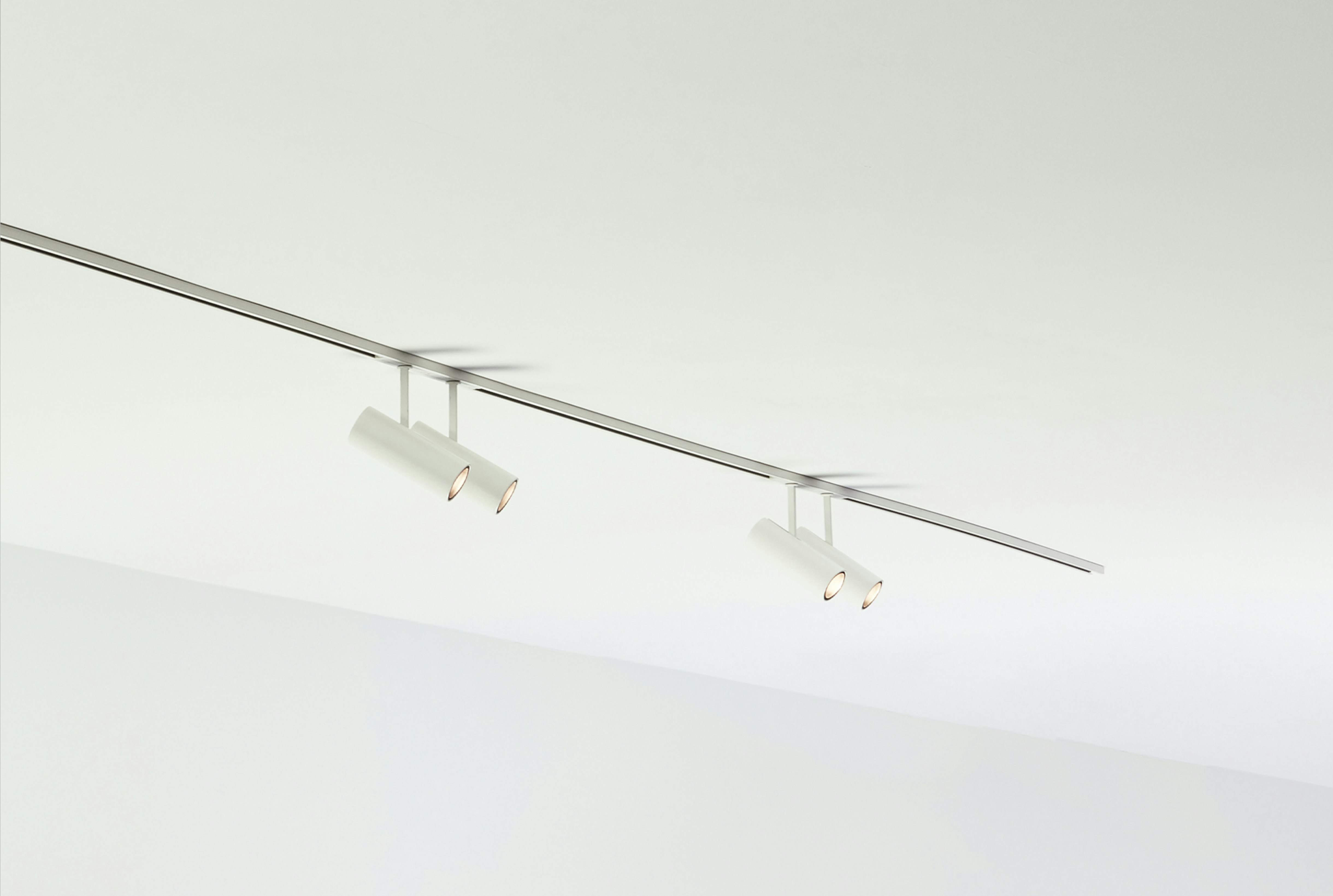 P_Md_E-Zero-Track-Flos-Architectural-still-life_I.jpg
