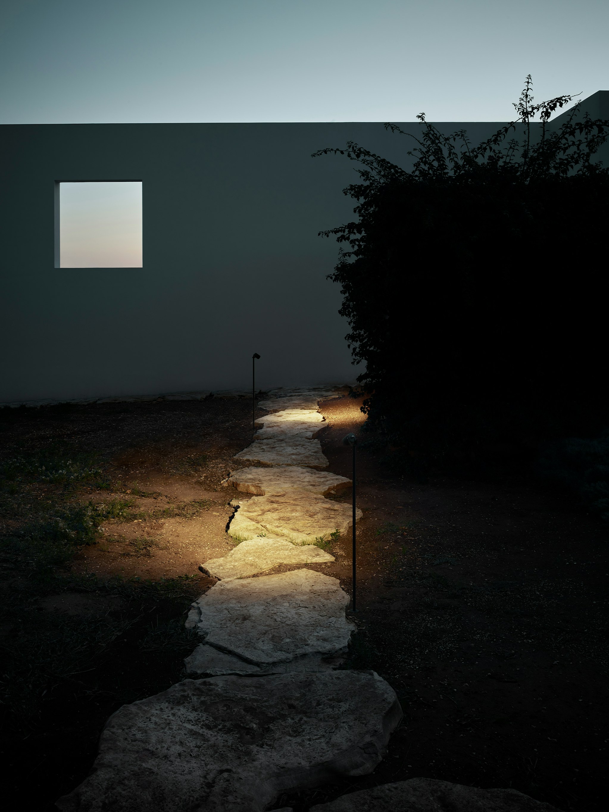 P_Md_F-Aimer-Pole-Flos-Outdoor-highlight.jpg