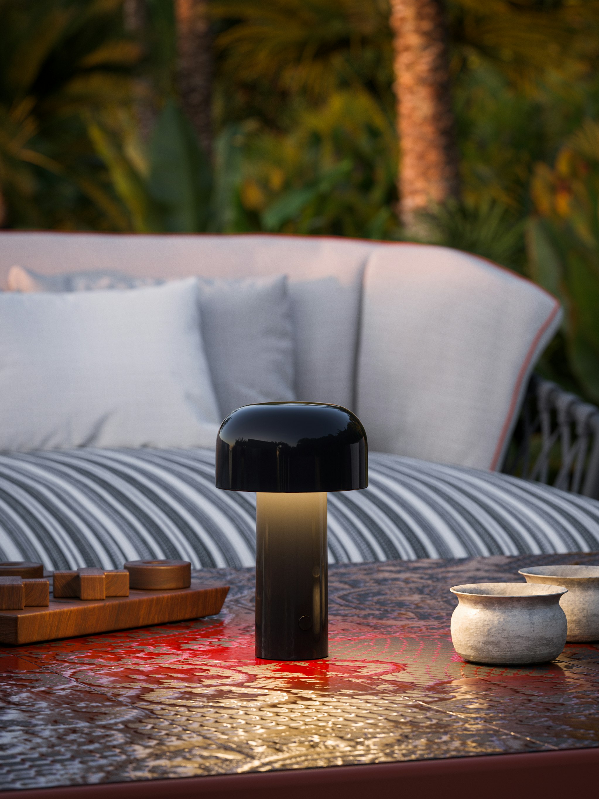 P_Md_F-Bellhop-Portable-Flos-Decorative-highlight.jpg