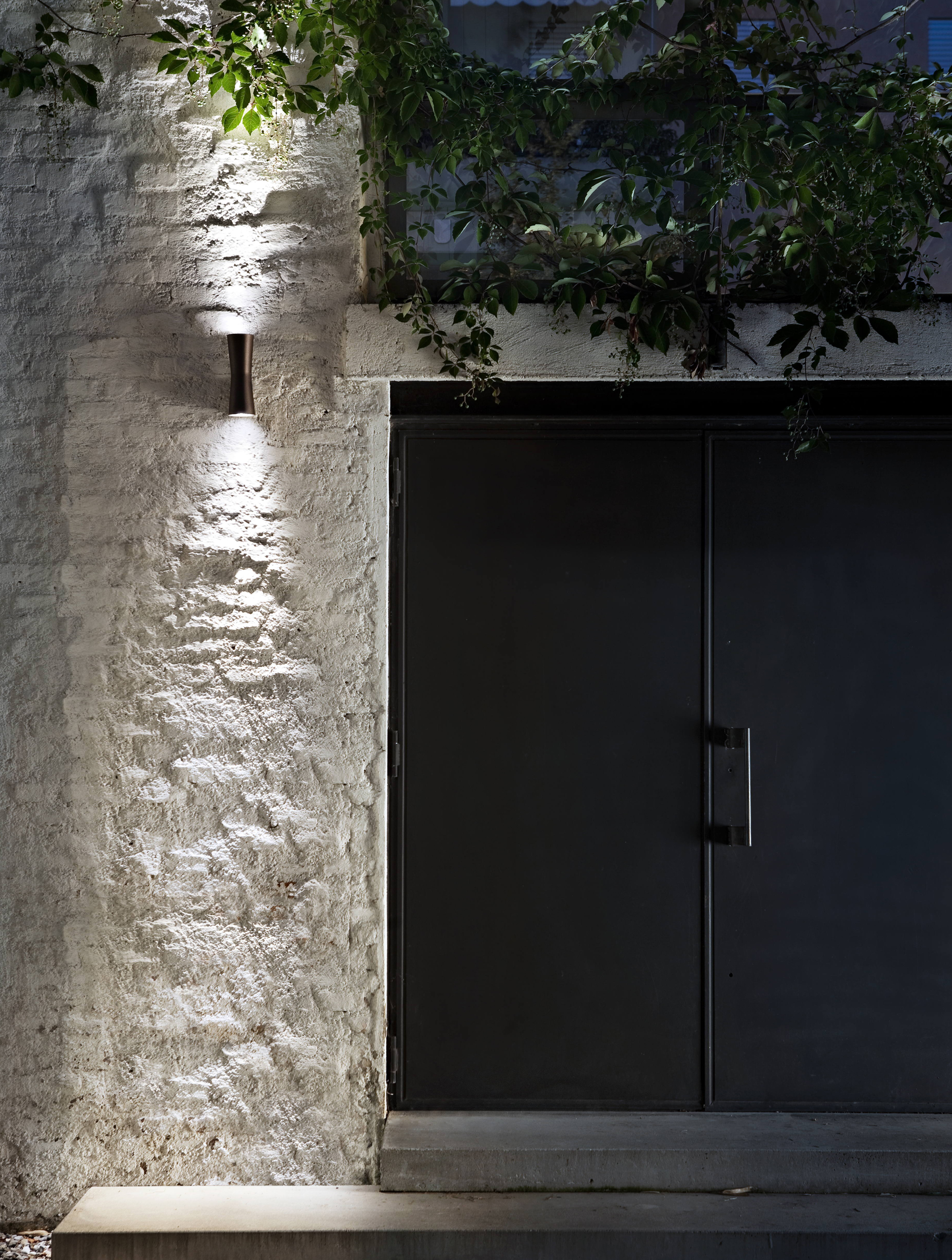 P_Md_F-Clessidra-Flos-Outdoor-highlight.jpg