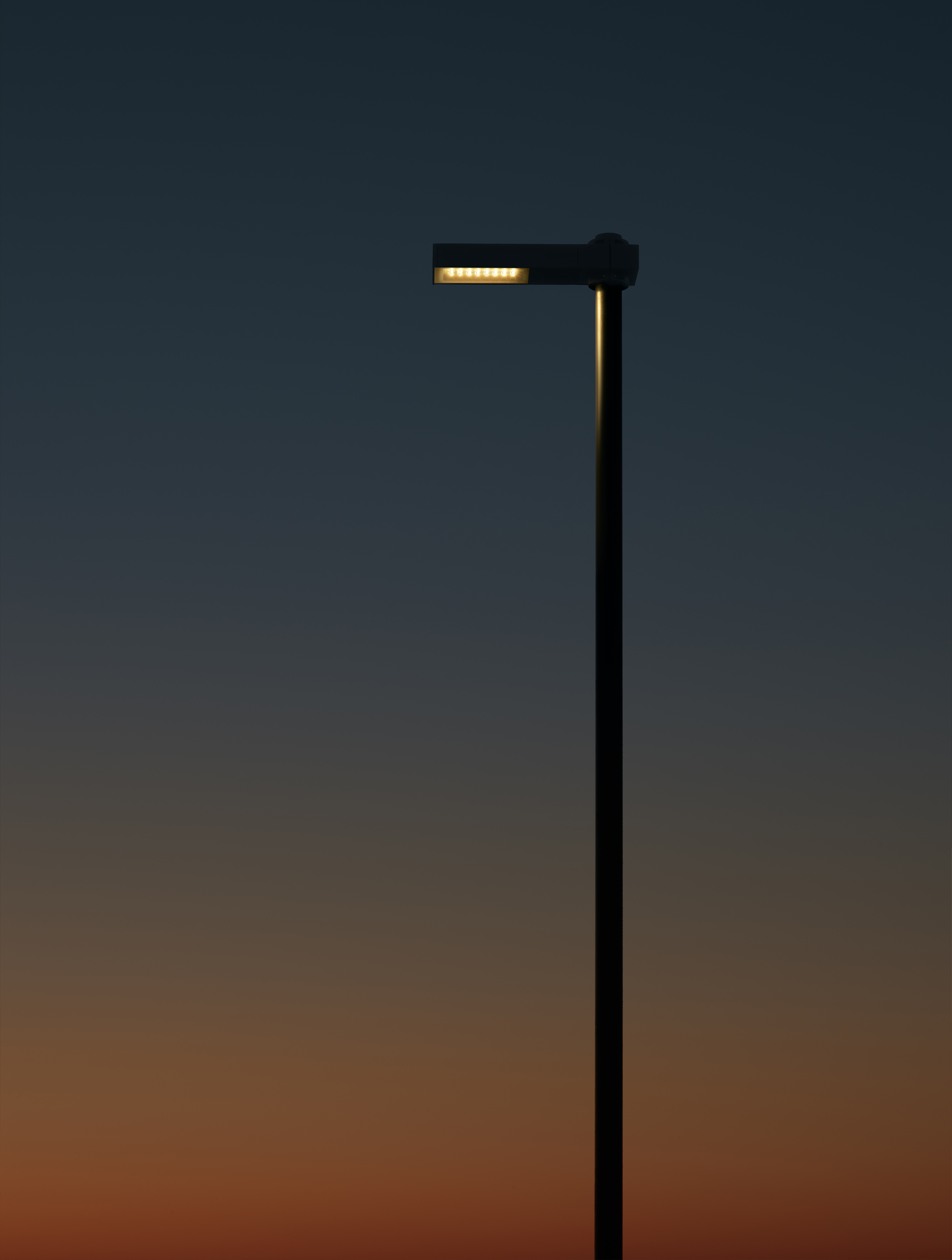 P_Md_F-Dooku-Pole-Flos-Outdoor-highlight.jpg