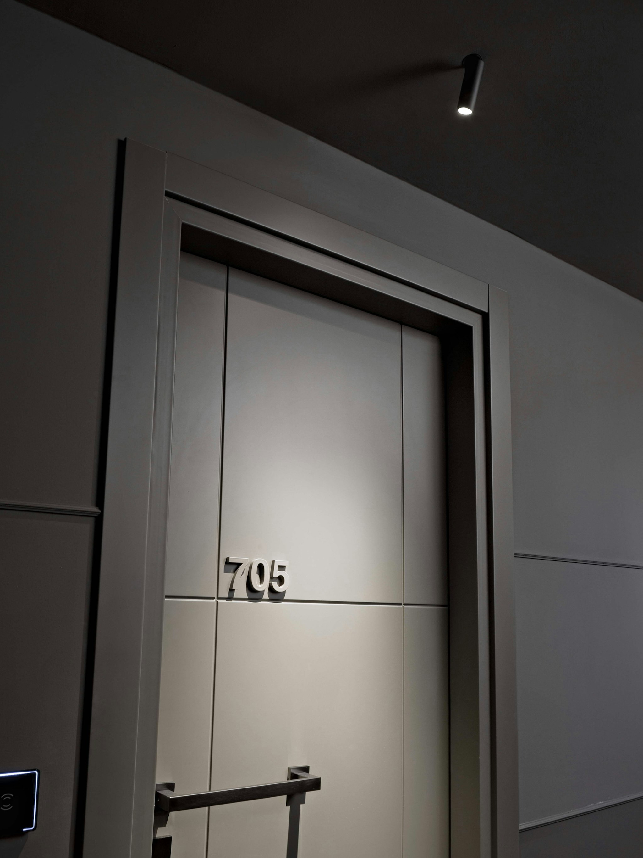 P_Md_F-Find-Me-Flos-Architectural-highlight.jpg