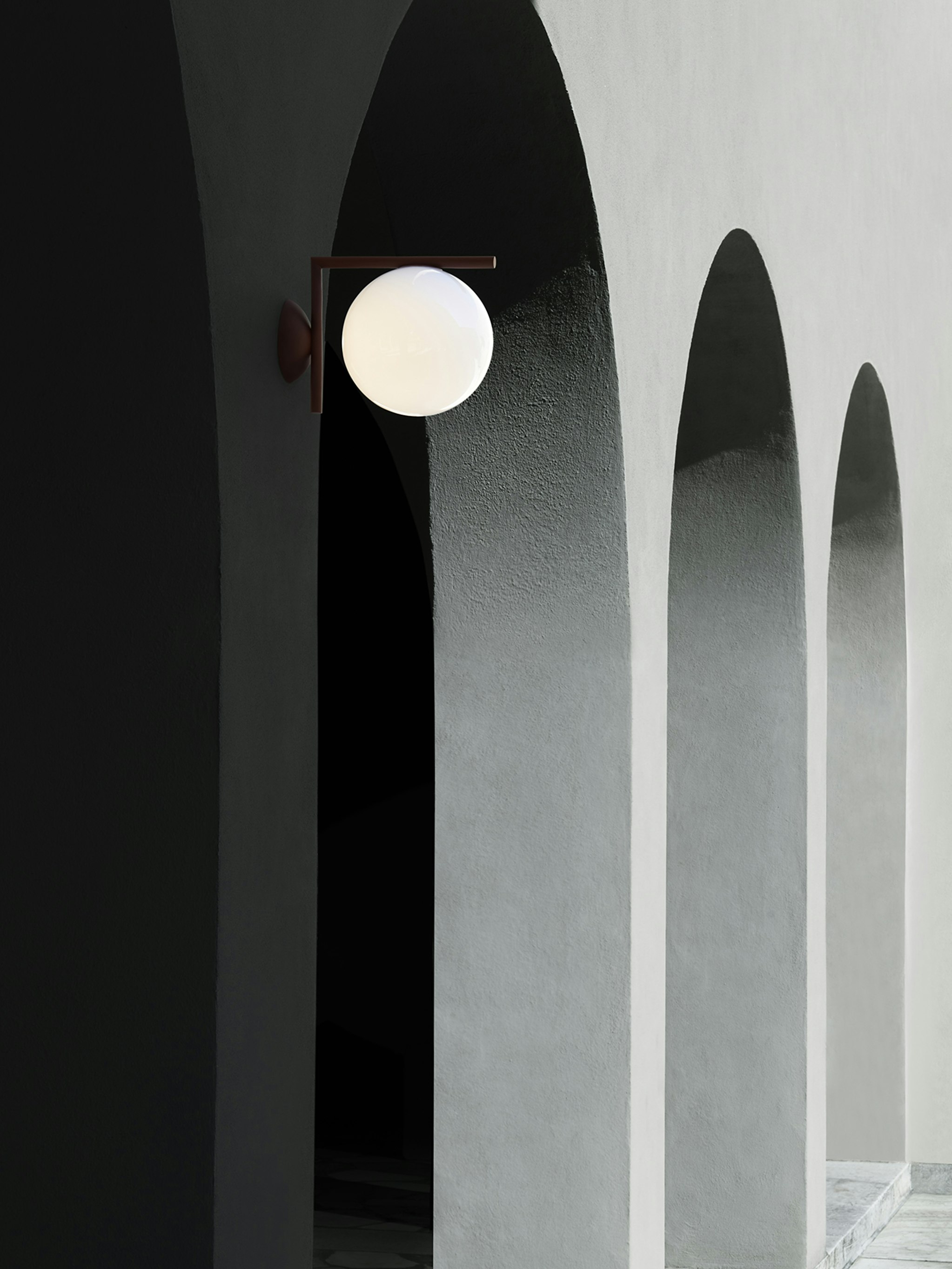 P_Md_F-IC-Lights-Wall-Flos-Outdoor-highlight.jpg
