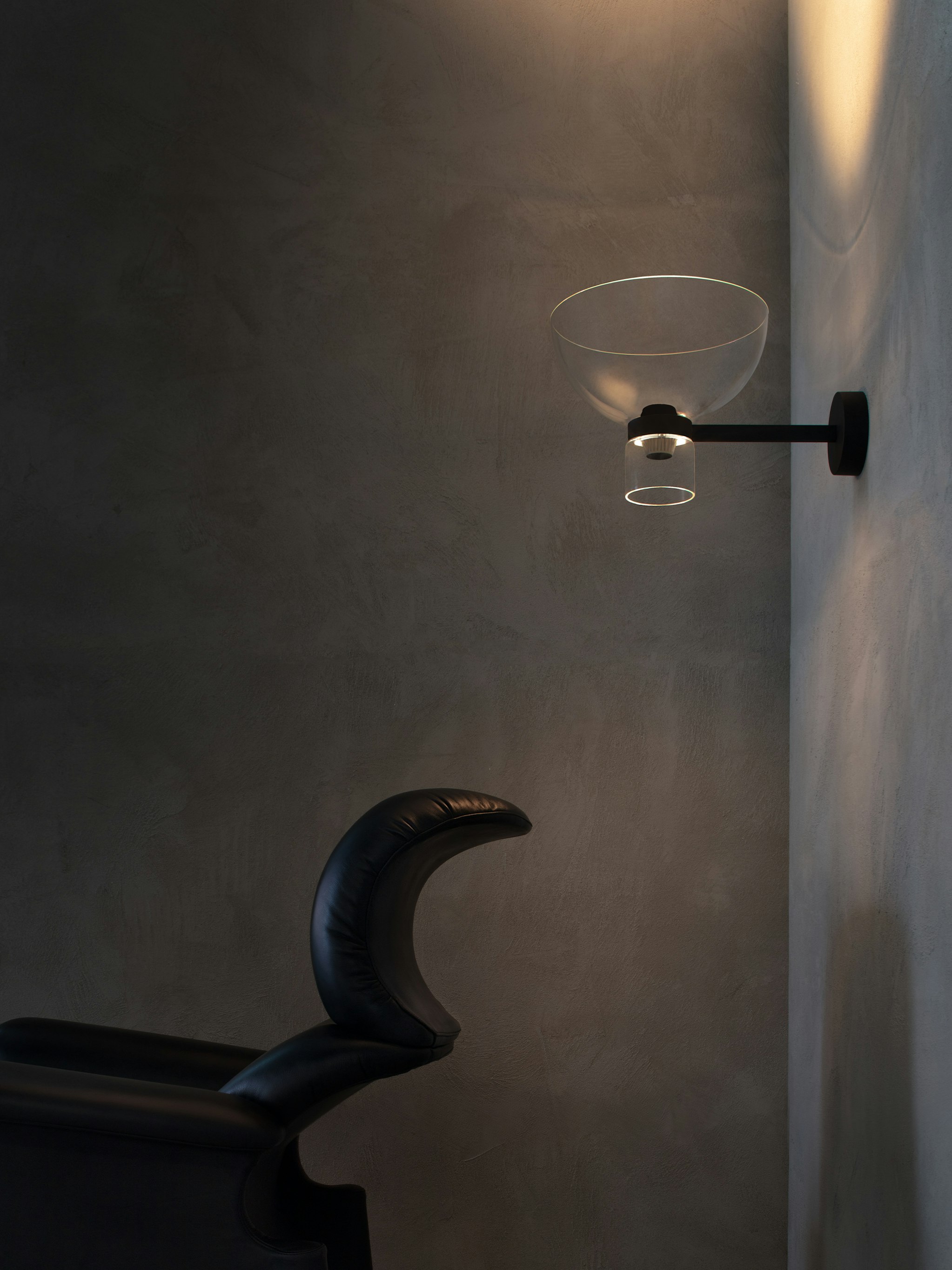 P_Md_F-Nocturne-Wall-Flos-Decorative-highlight.jpg