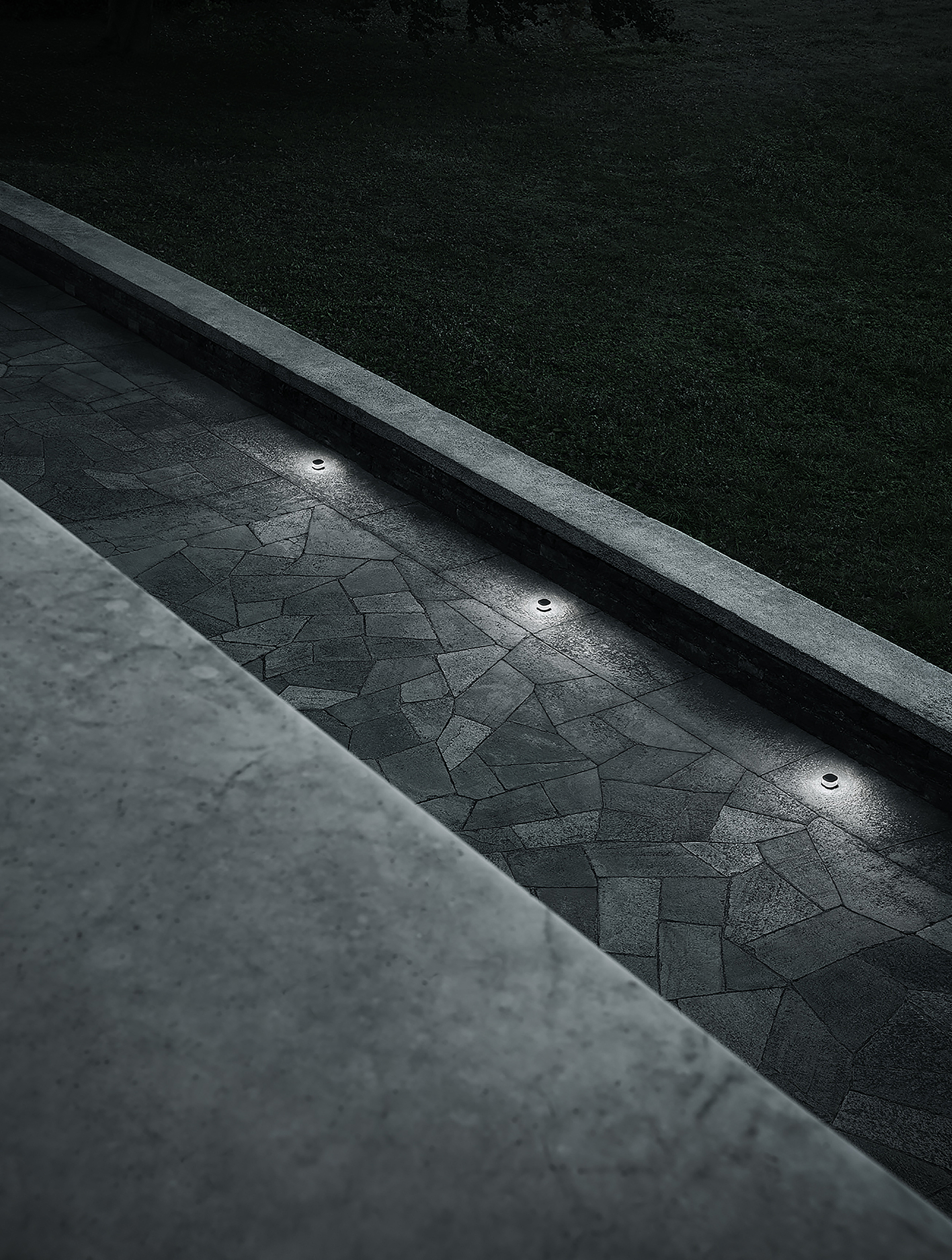 P_Md_F-Pointbreak-Bollard-Balisage-Flos-Outdoor-highlight.jpg
