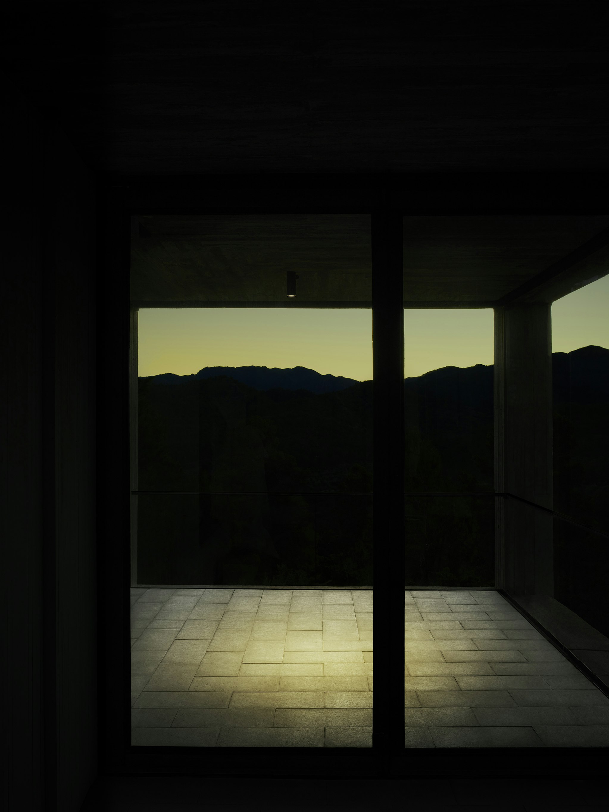 P_Md_F-Spine_L-Spotlight-Flos-Outdoor-highlight.jpg