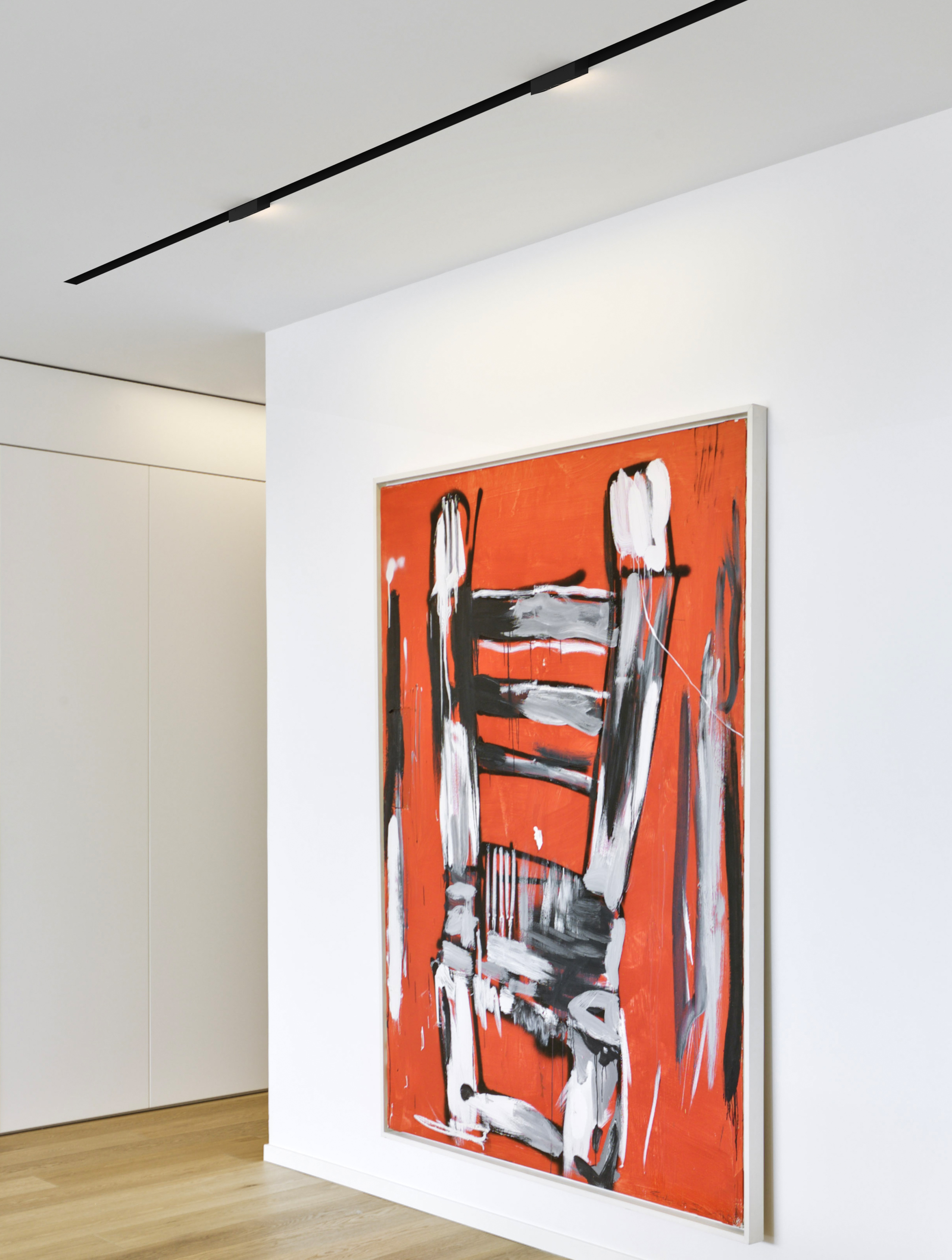 P_Md_F-The-Running-Magnet-Light-Shadow-Wall-Washer-Flos-Architectural-highlight.jpg