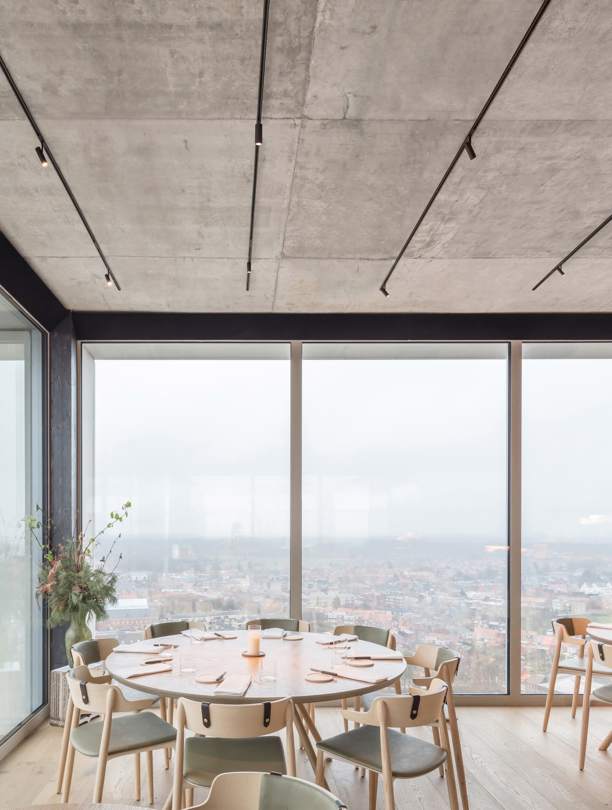 P_Md_F-Zero-Track-Find-Me-0-Flos-Architectural-highlight.jpg