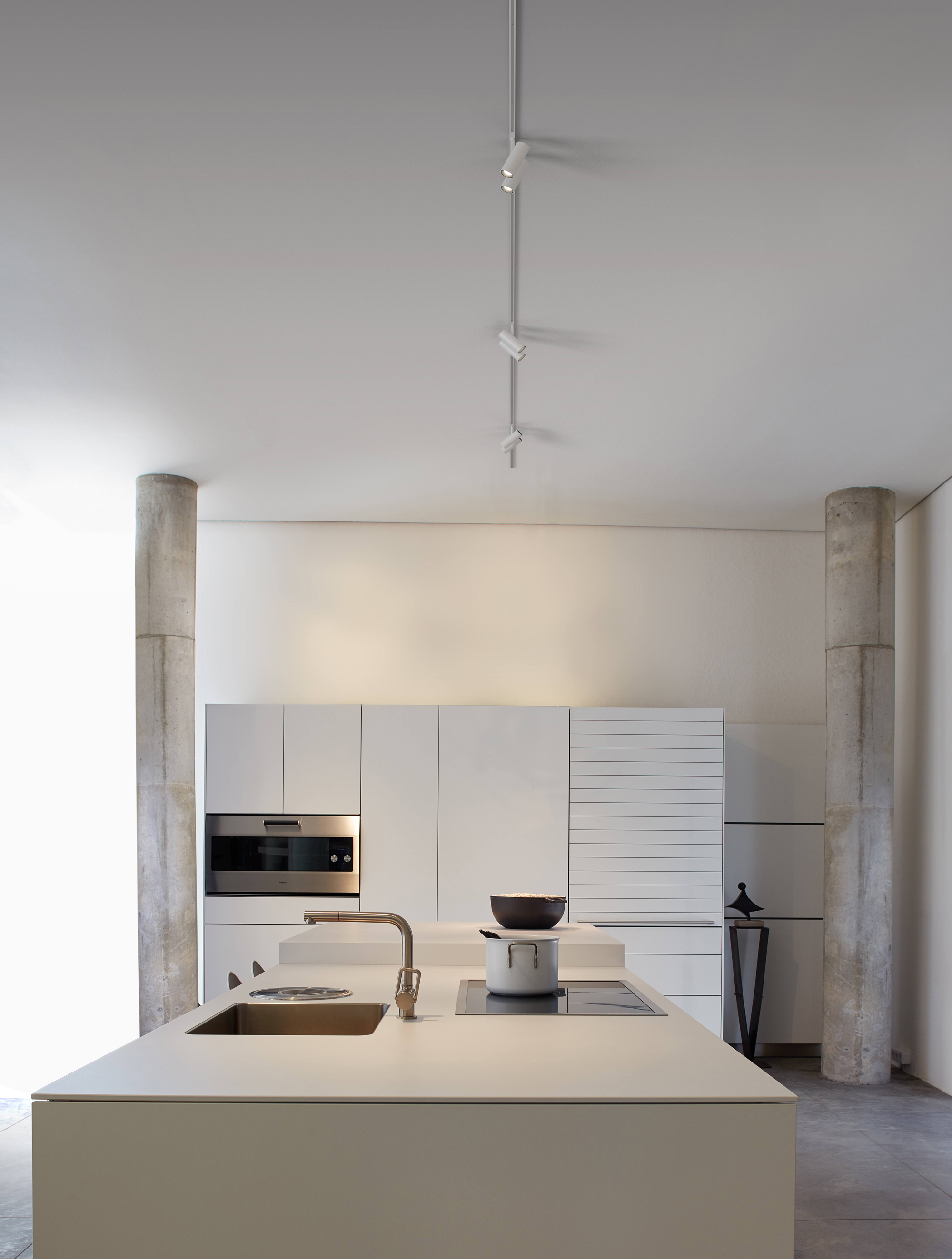 P_Md_F-Zero-Track-Find-Me-1-Flos-Architectural-highlight.jpg
