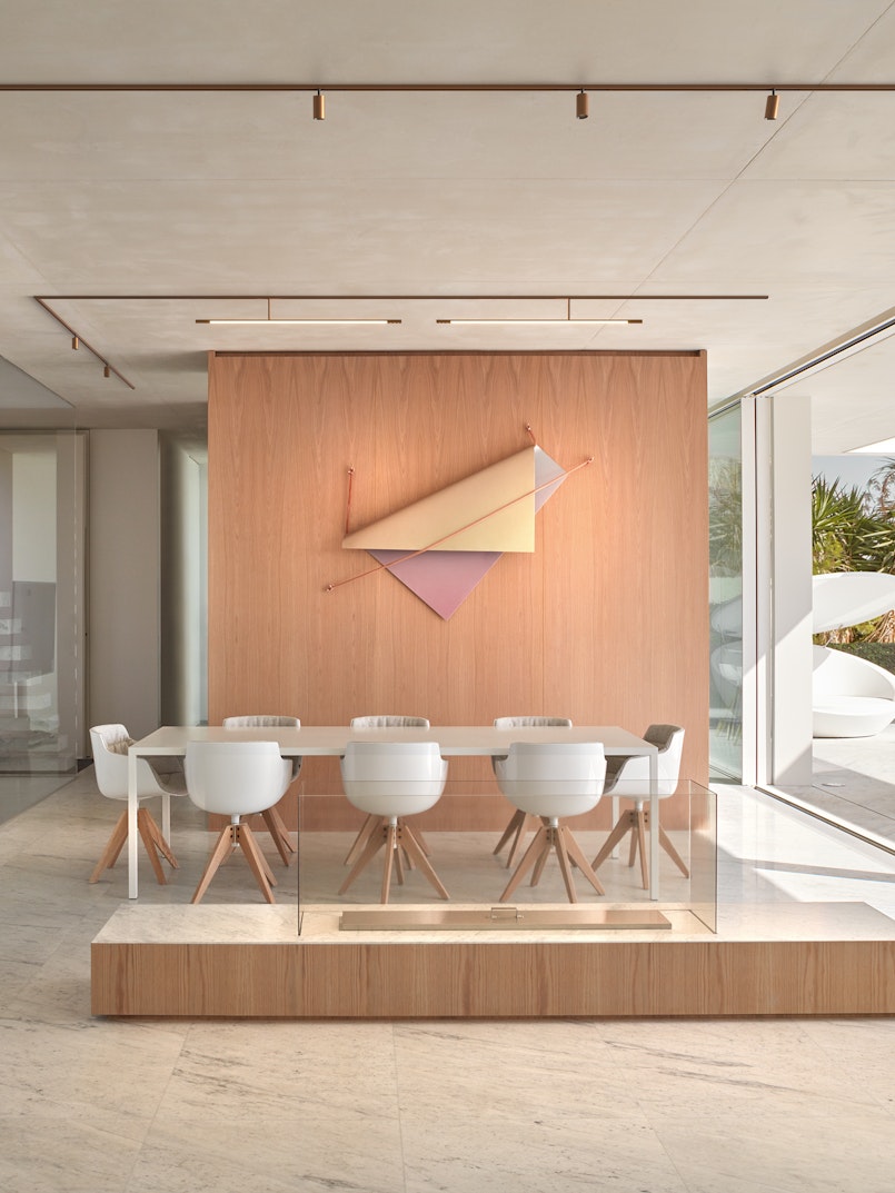 P_Md_F-Zero-Track-Pro-Flos-Architectural-highlight.jpg