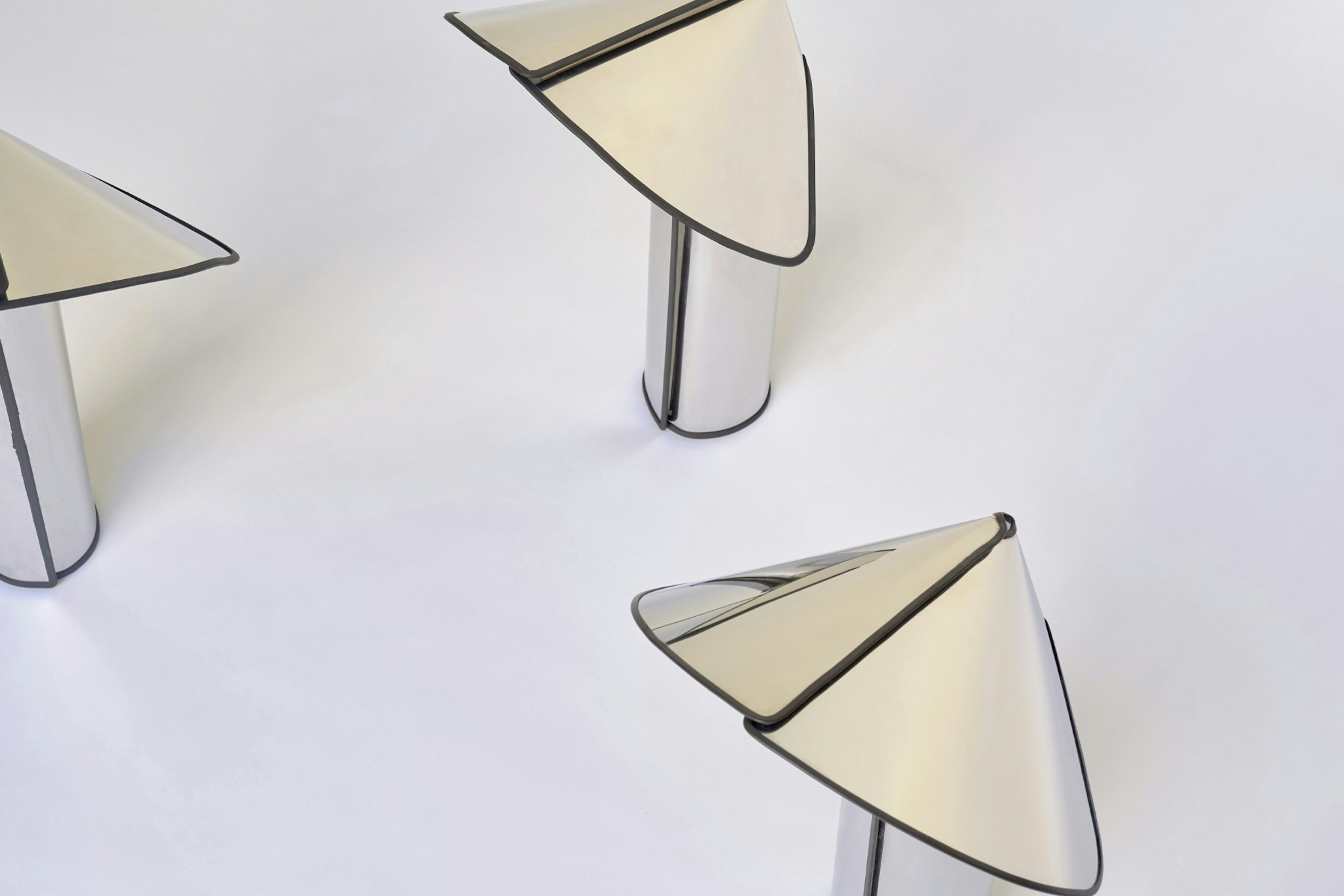 P_Sf_A-Chiara-Table-Flos-Decorative-Thubnail-life_general.jpg