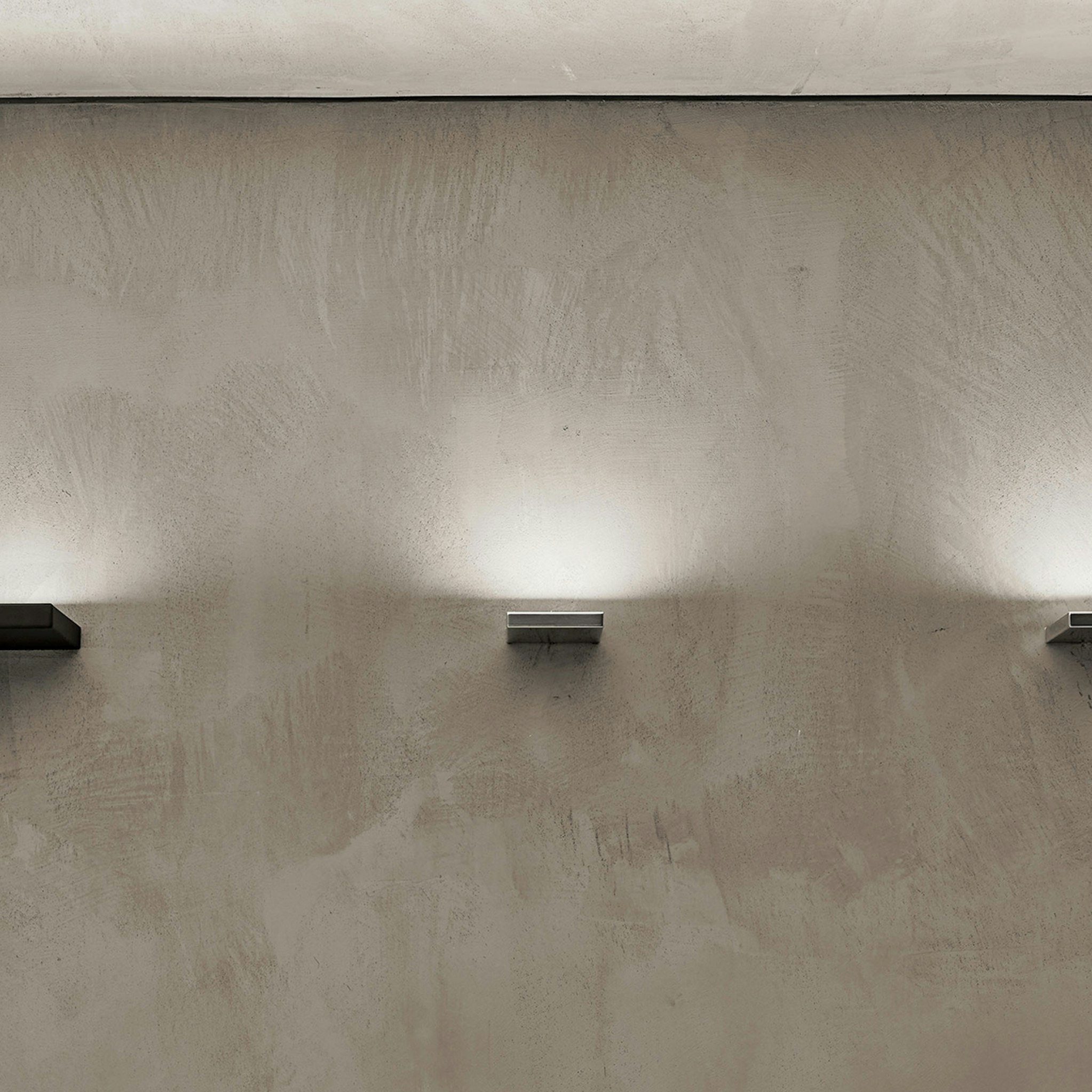 P_Sf_A-Fort-Knox-Wall-Flos-Architectural-Thubnail-life_general.jpg