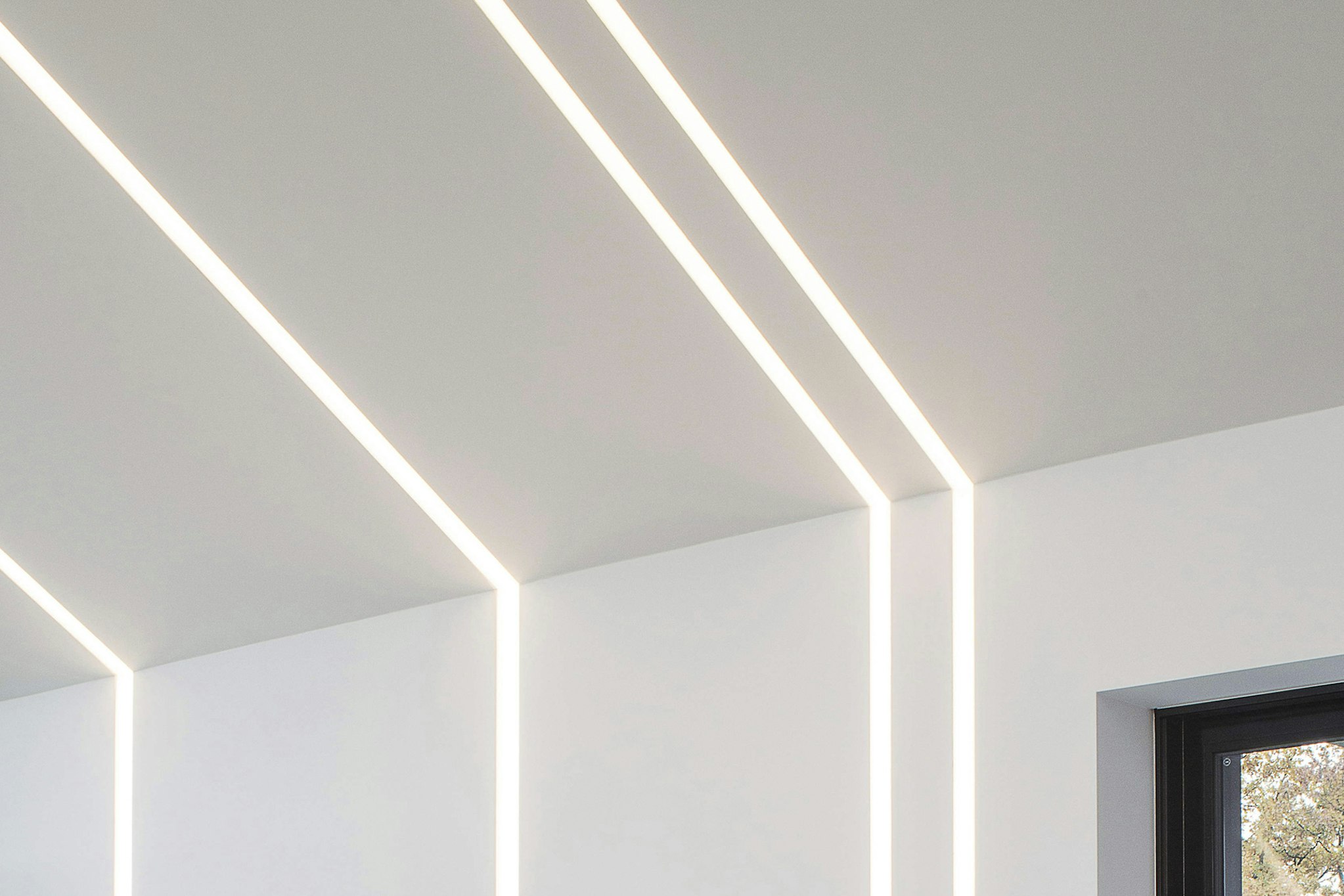 P_Sf_A-In-Finity-35-Flos-Architectural-Thubnail-life_general.jpg