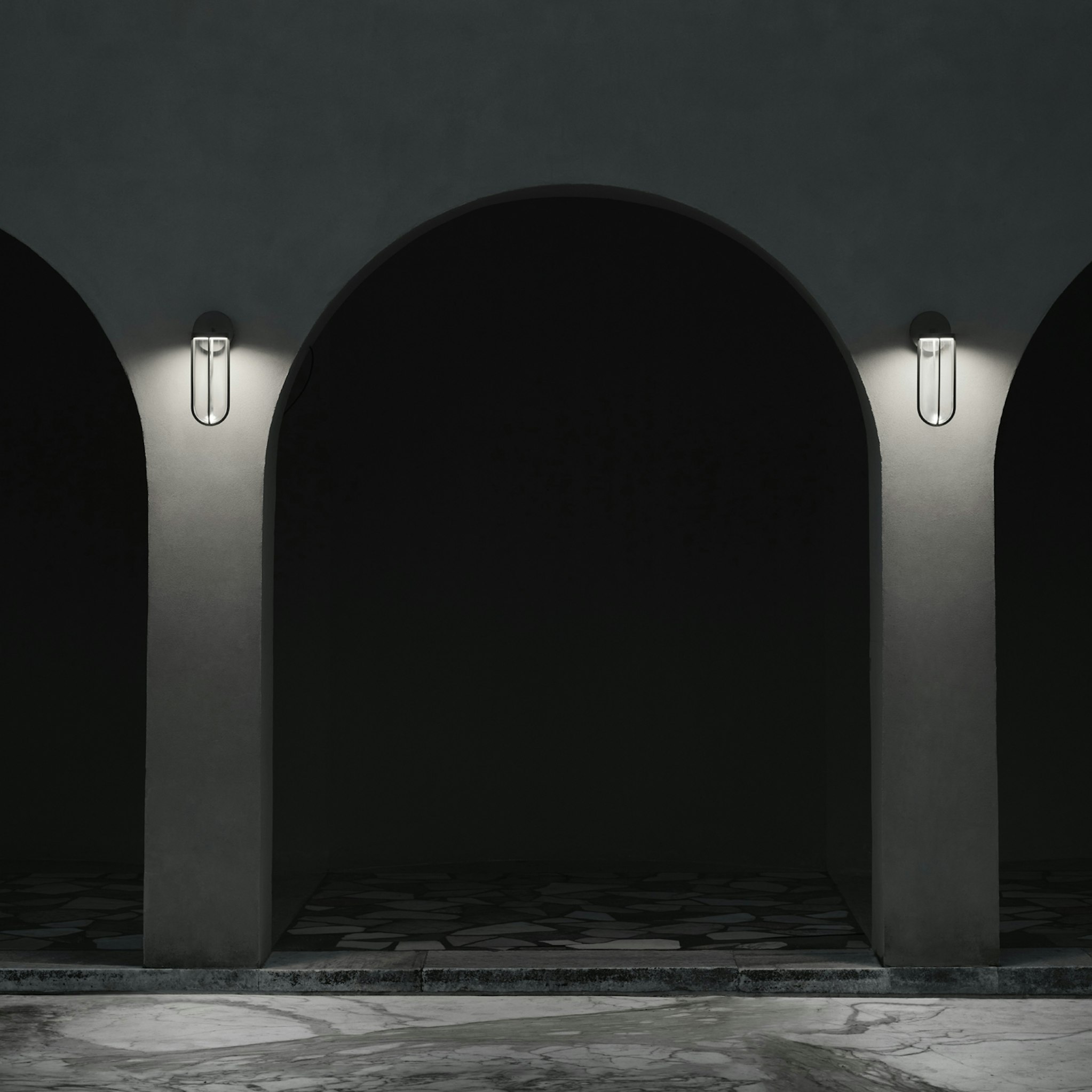 P_Sf_A-In-Vitro-Wall&Ceiling-Flos-Outdoor-Thubnail-life_general.jpg