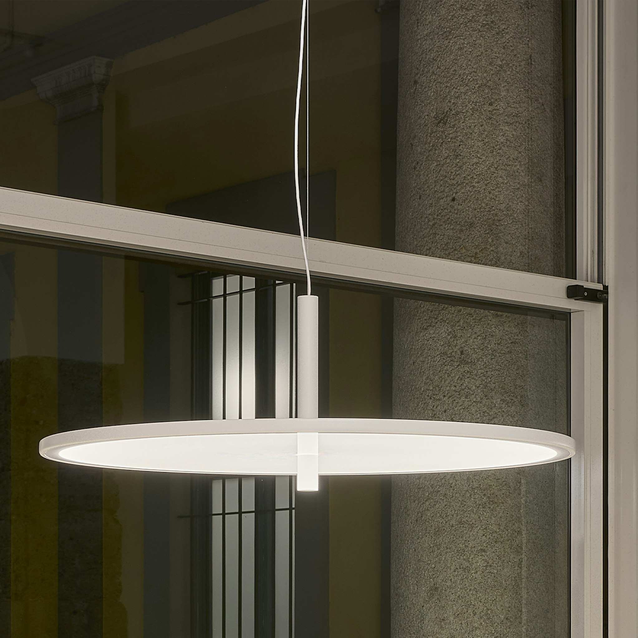 P_Sf_A-My_Disc-Flos-Architectural-Thubnail-life_general.jpg