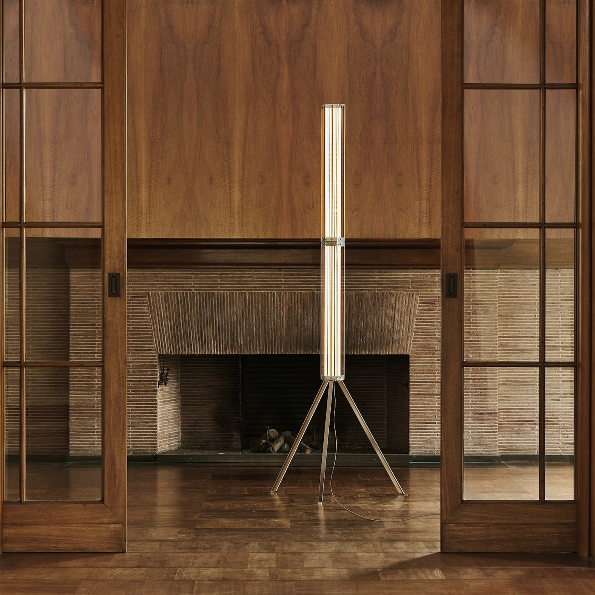 P_Sf_A-Superwire-Floor-Flos-Architectural-Thubnail-life_general.jpg