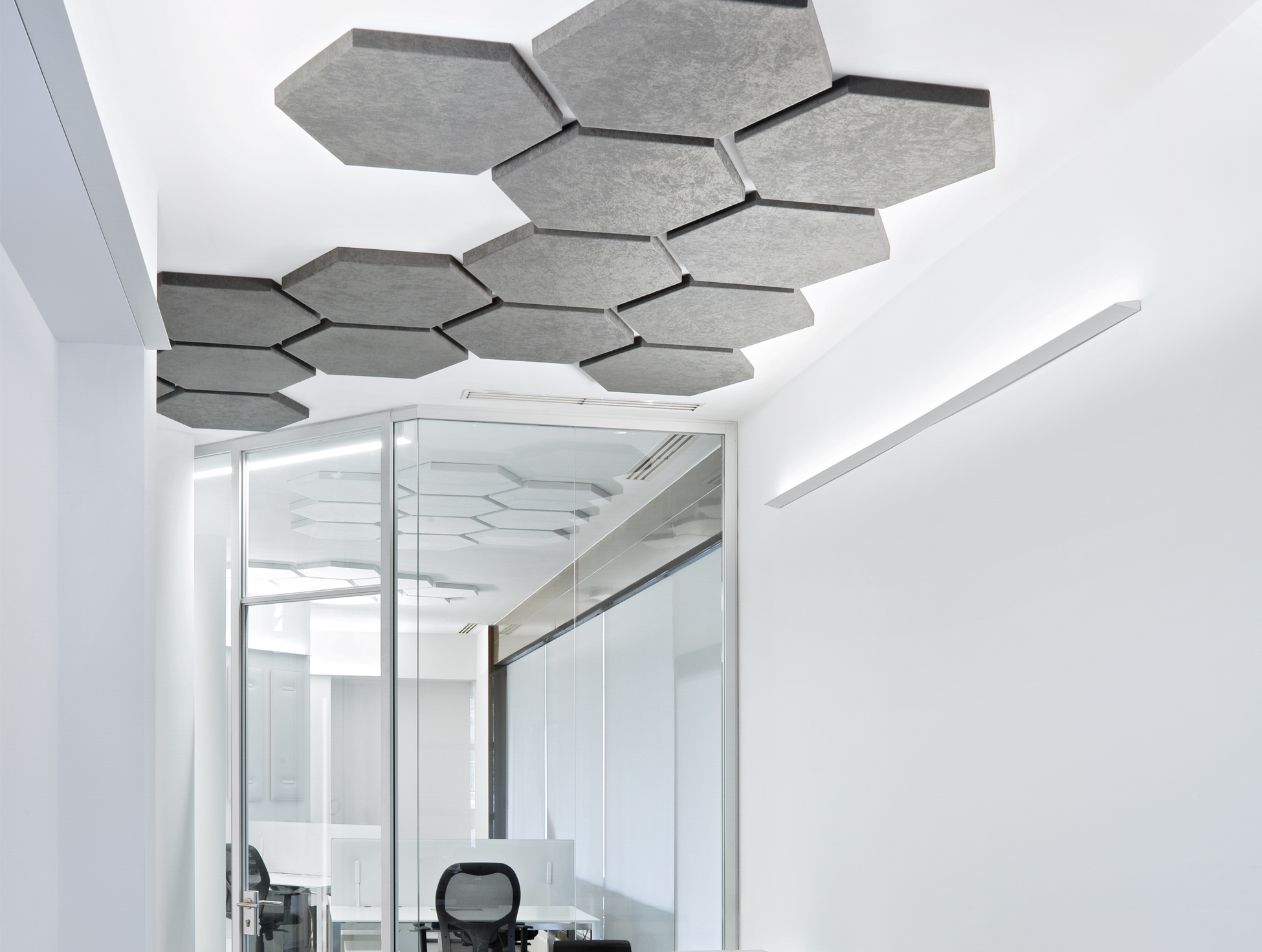 P_Sf_A-Thin-LED-Flos-Architectural-Thubnail-life_general.jpg