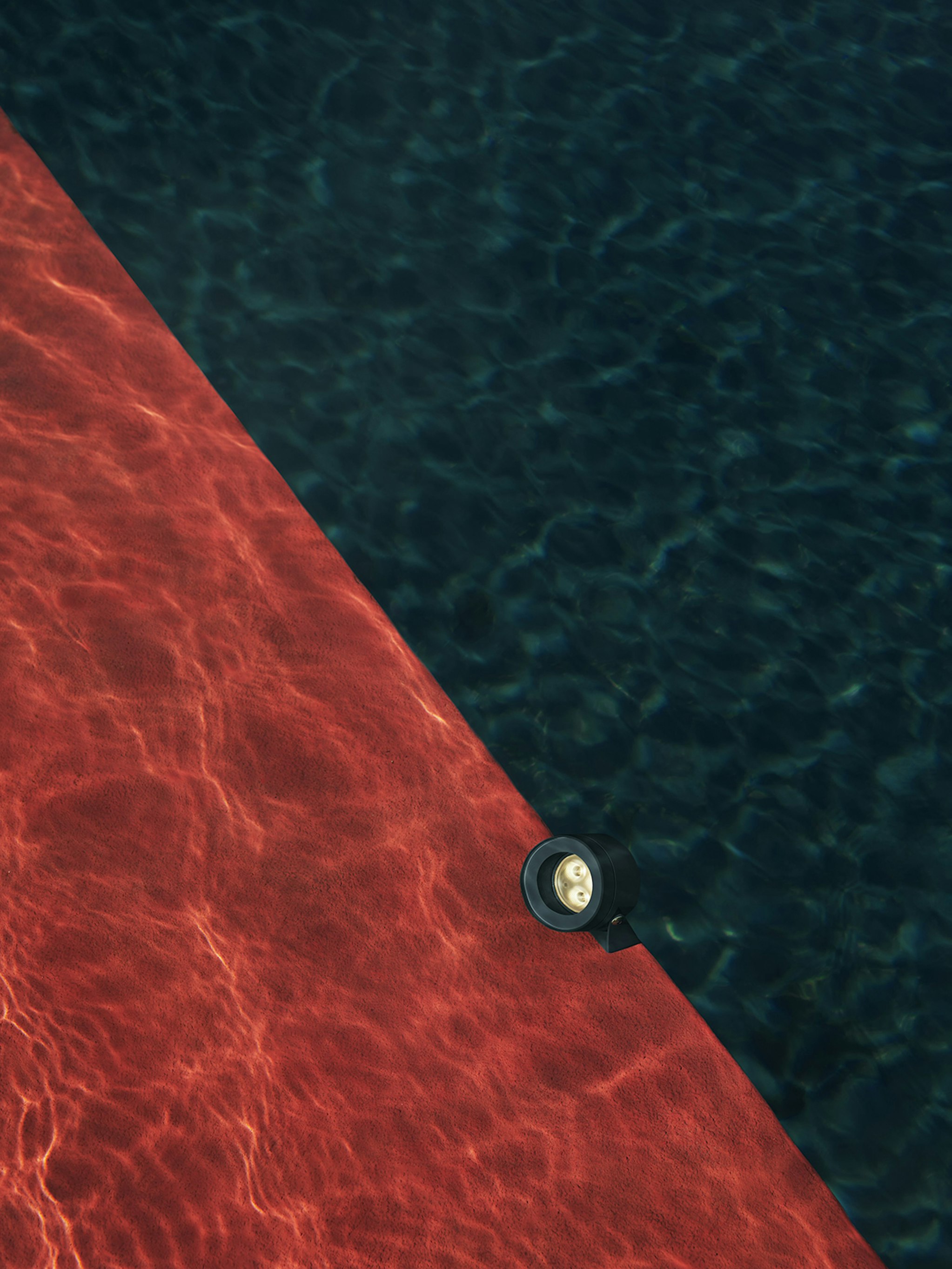 P_Sf_AV-Aimer-Underwater-Flos-Outdoor-Thubnail-life_general.jpg