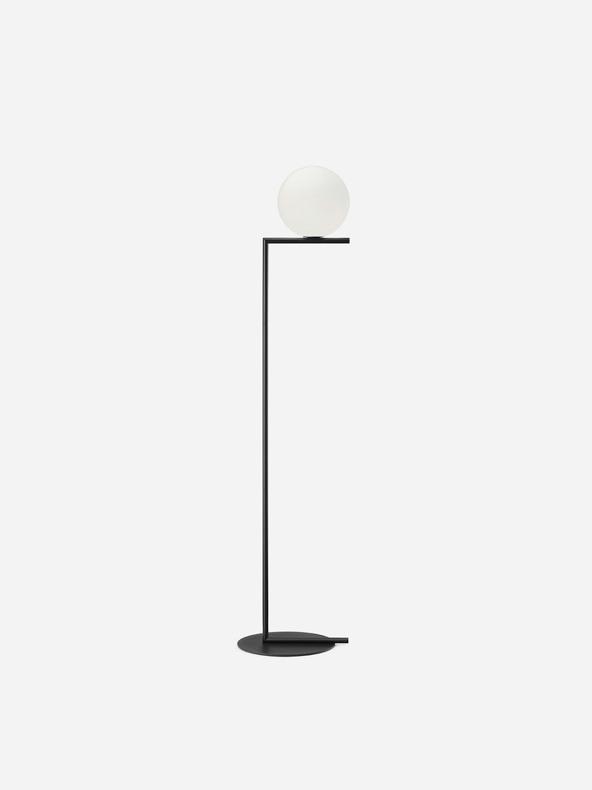 P_Sf_AV-IC-Lights-Floor-Flos-Decorative-Thubnail-life_over_grey.jpg
