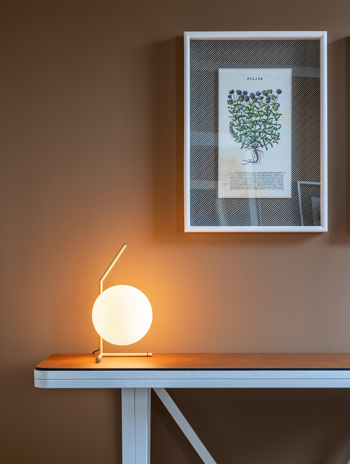 P_Sf_AV-IC-Lights-Table-Flos-Decorative-Thubnail-life_general.jpg