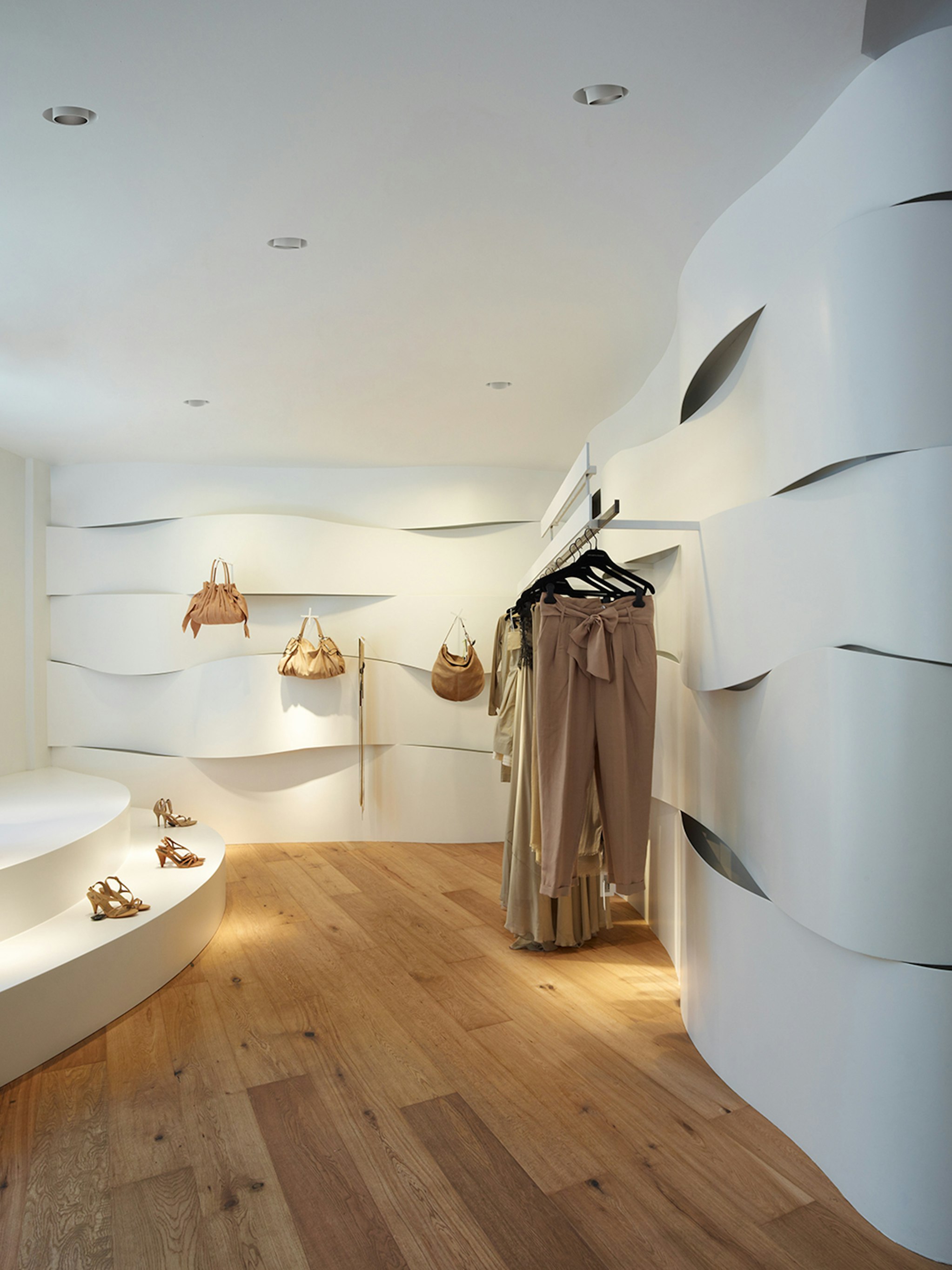 P_Sf_AV-Light-Supply-Flos-Architectural-Thubnail-life_geraral.jpg