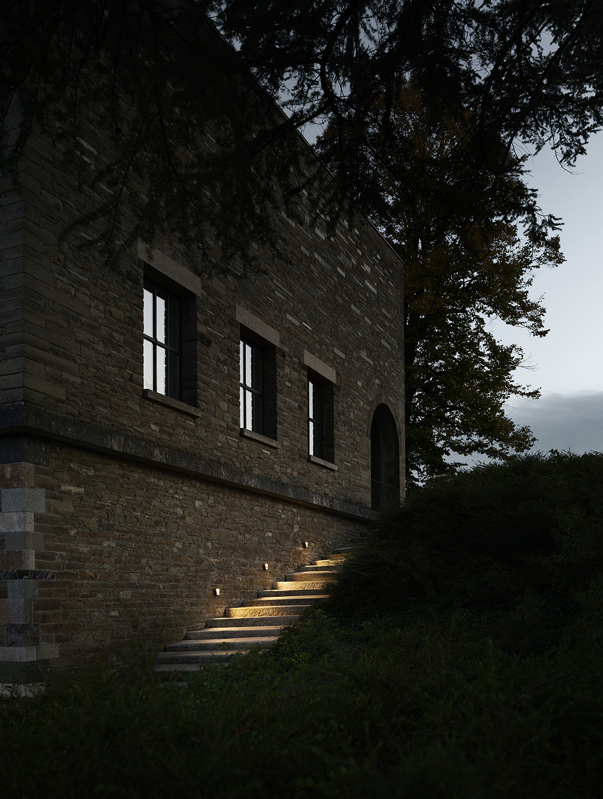 P_Sf_AV-Mile-Path-Flos-Outdoor-Thubnail-life_general.jpg