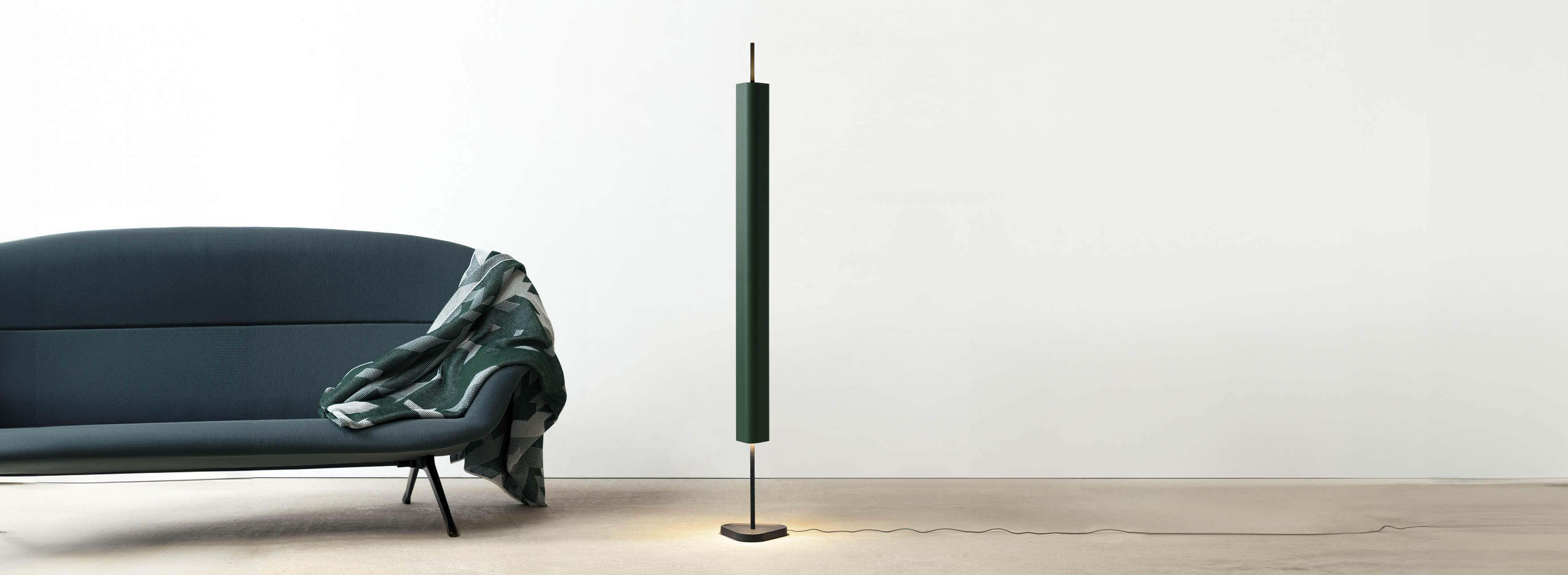 P_Sf_B-Emi-Floor-Flos-Architectural-life-image.jpg