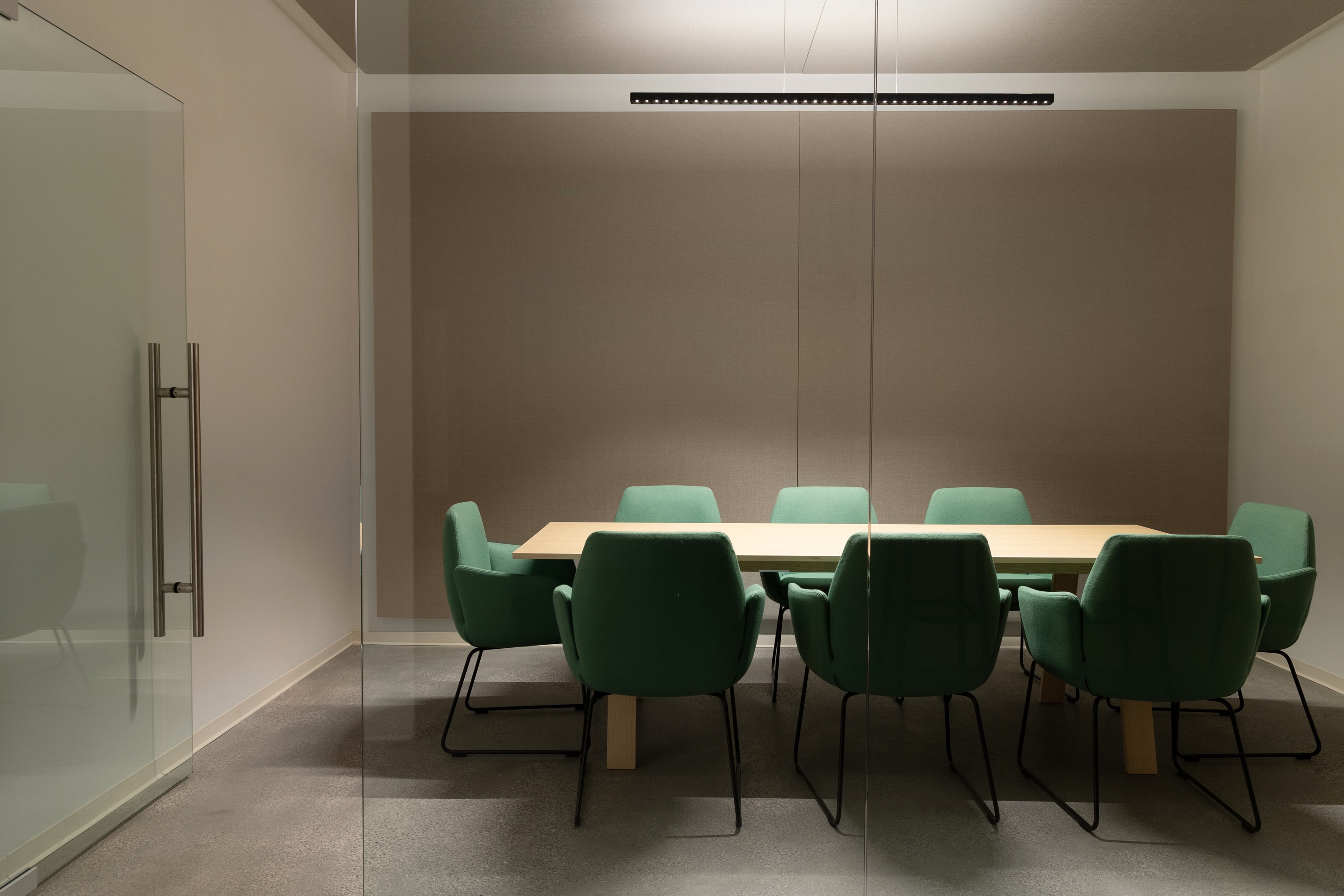 Projects-Flos--Kvadrat_Chicago-02