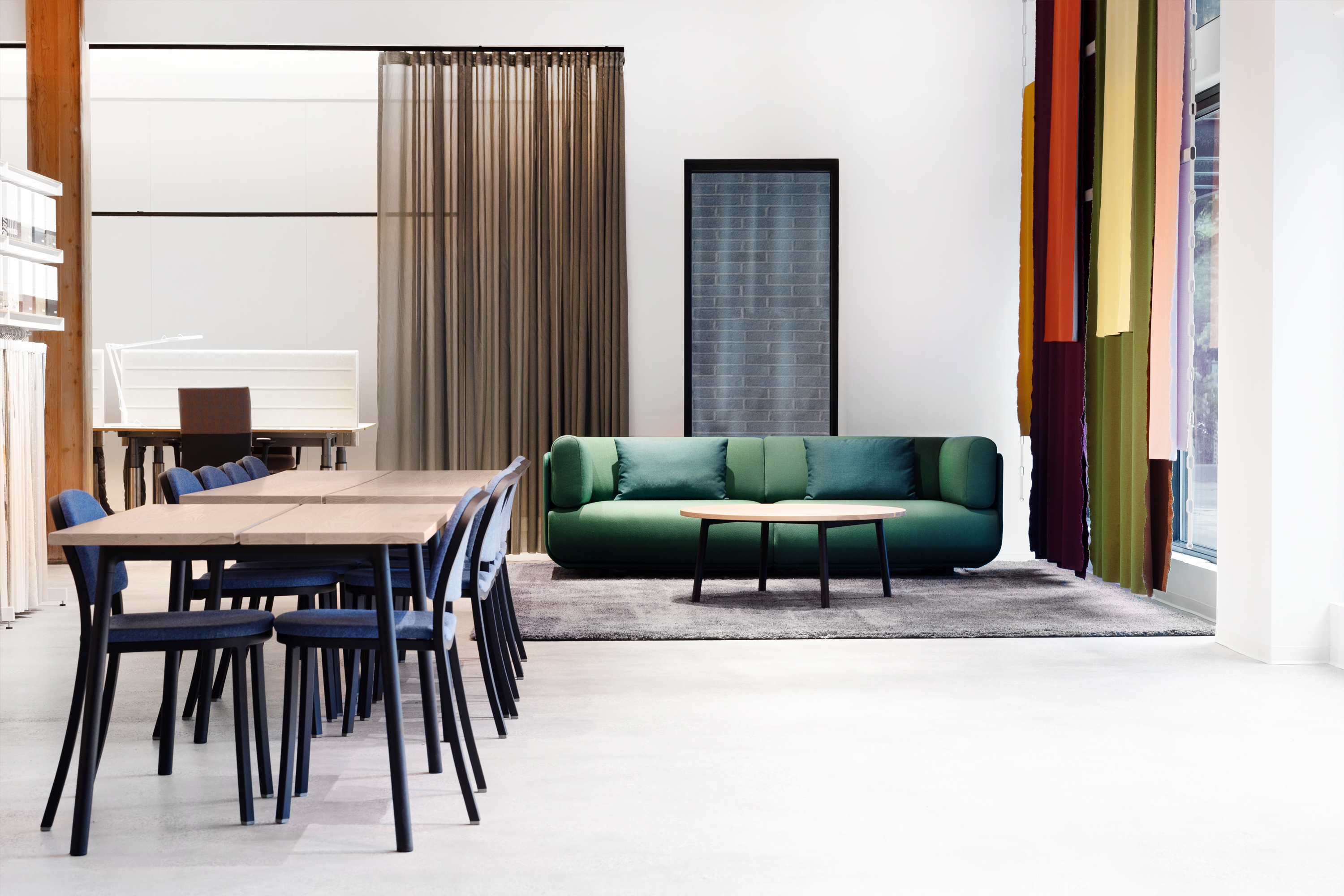Projects-Flos--Kvadrat_Chicago-03