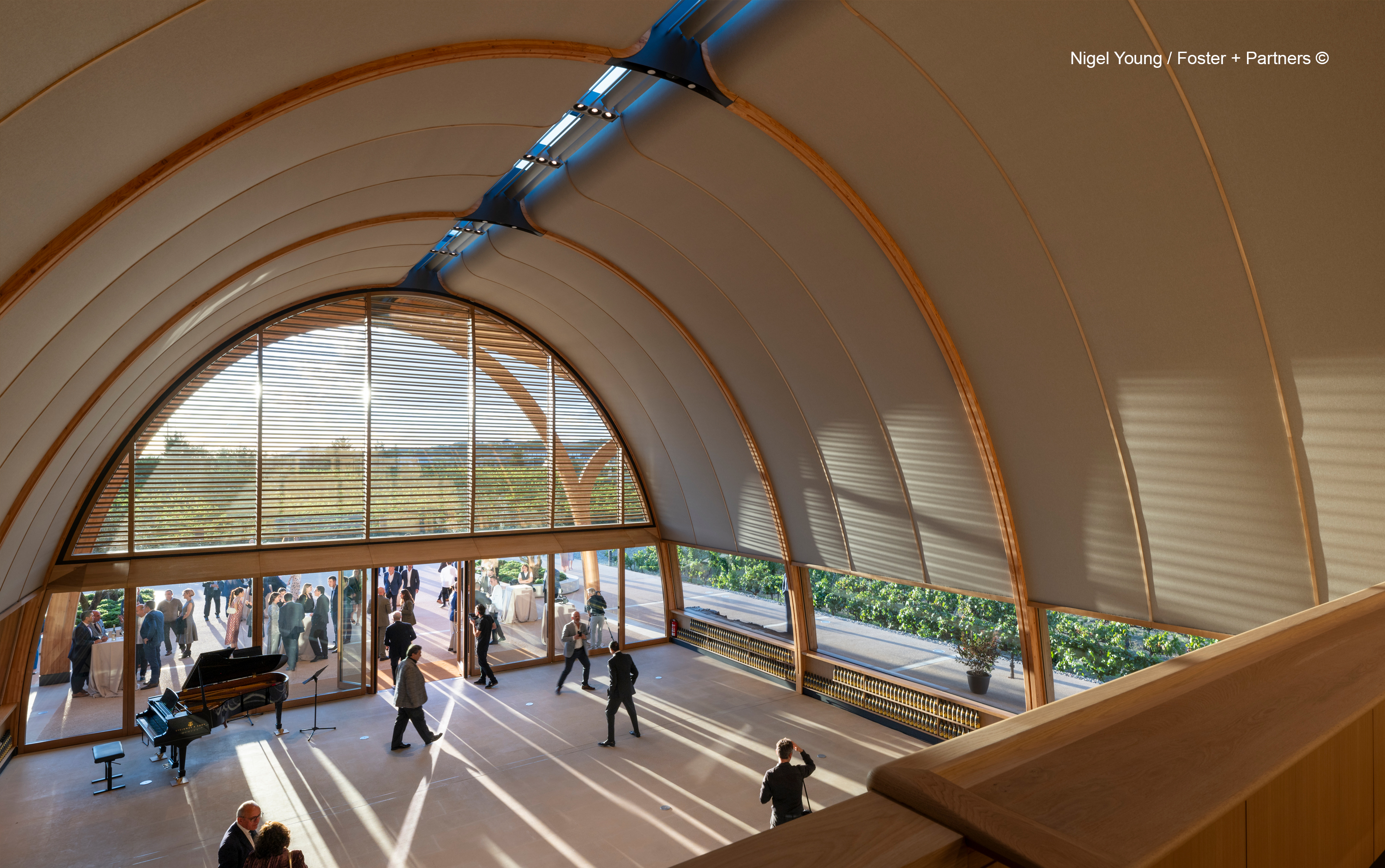 Projects-Flos-Bodegas_Faustino-Spain-09_04