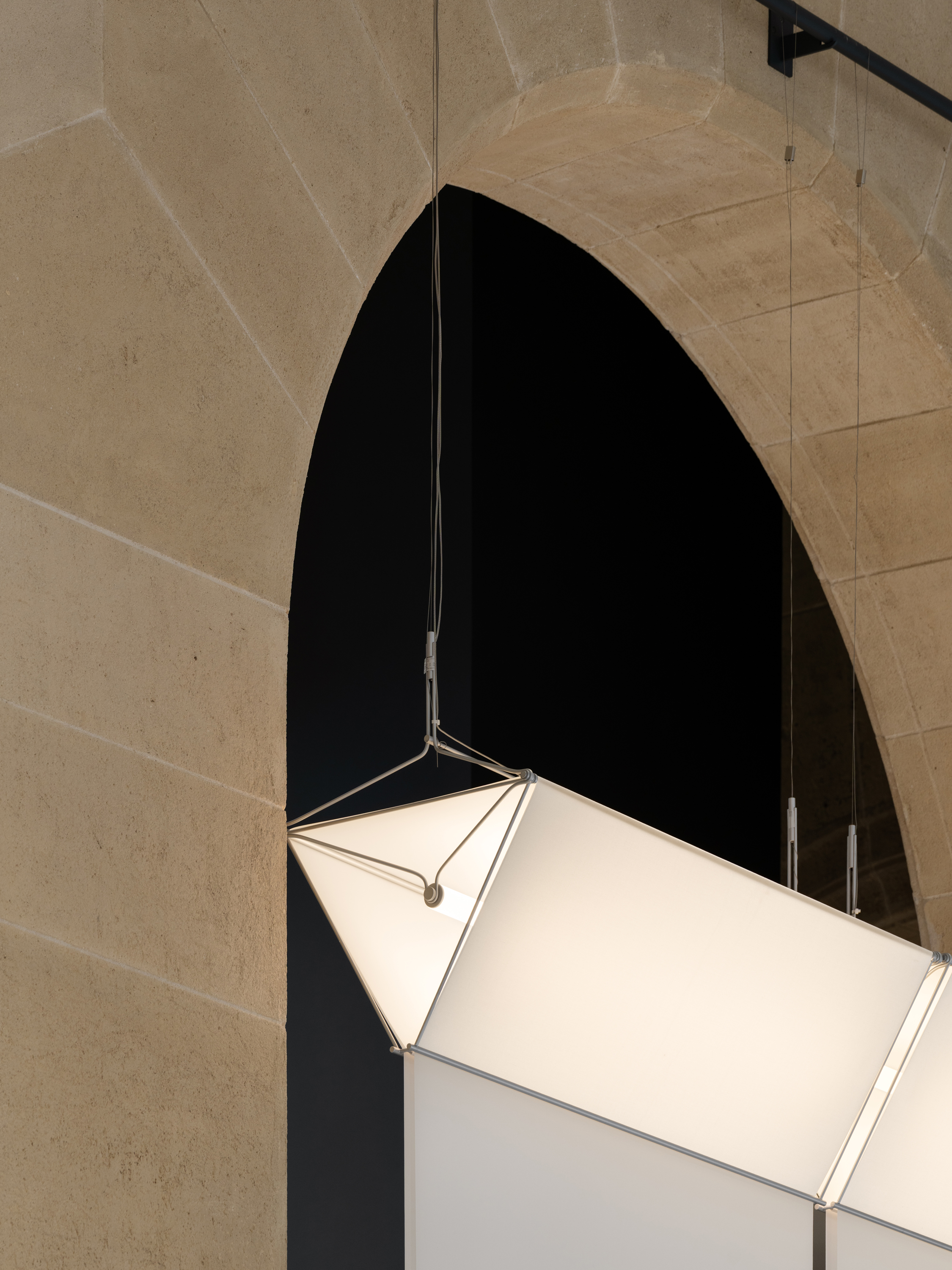 Projects-Flos-Fondation_Cartier-2026-003