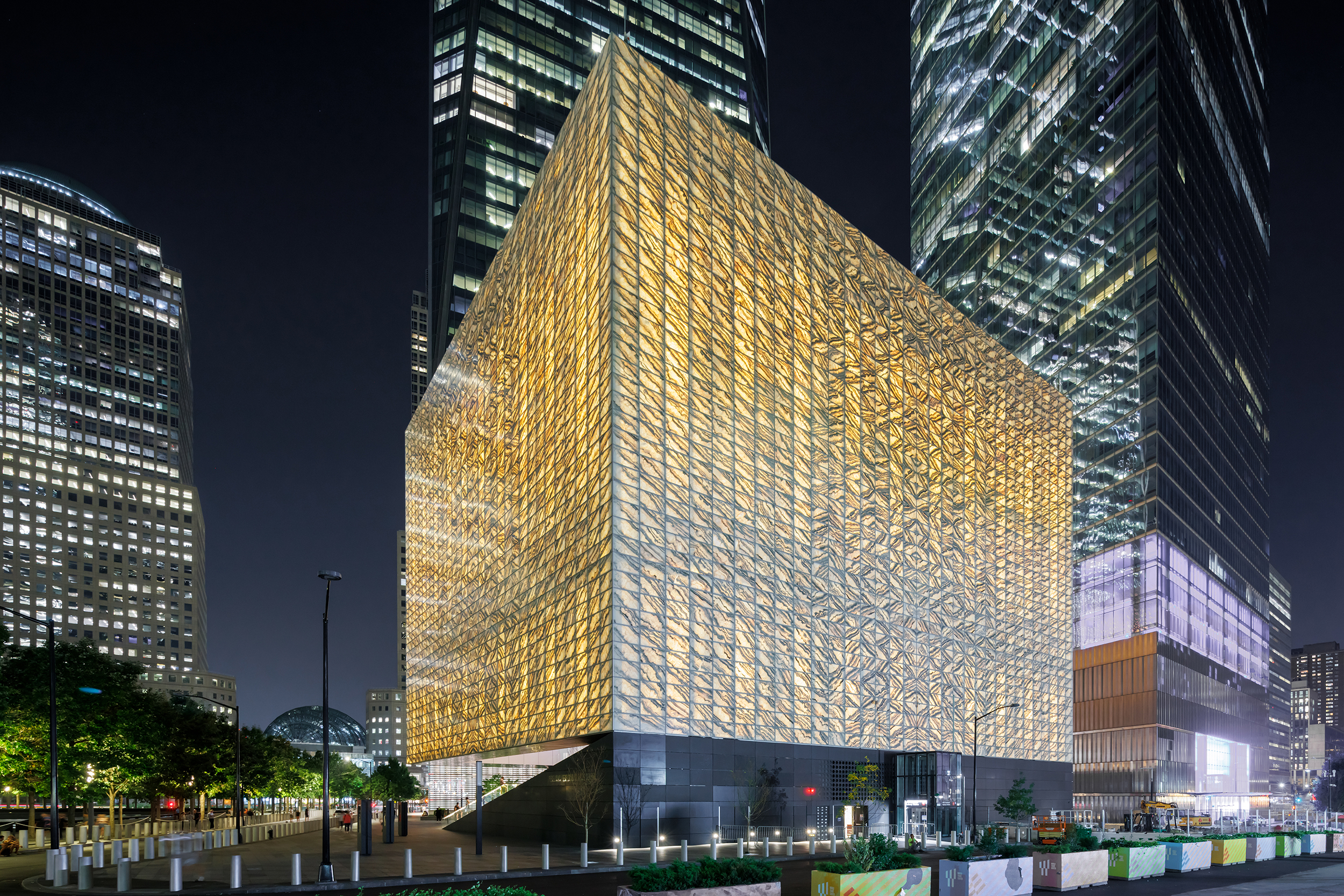 Projects-Flos-Perelman_Center-01
