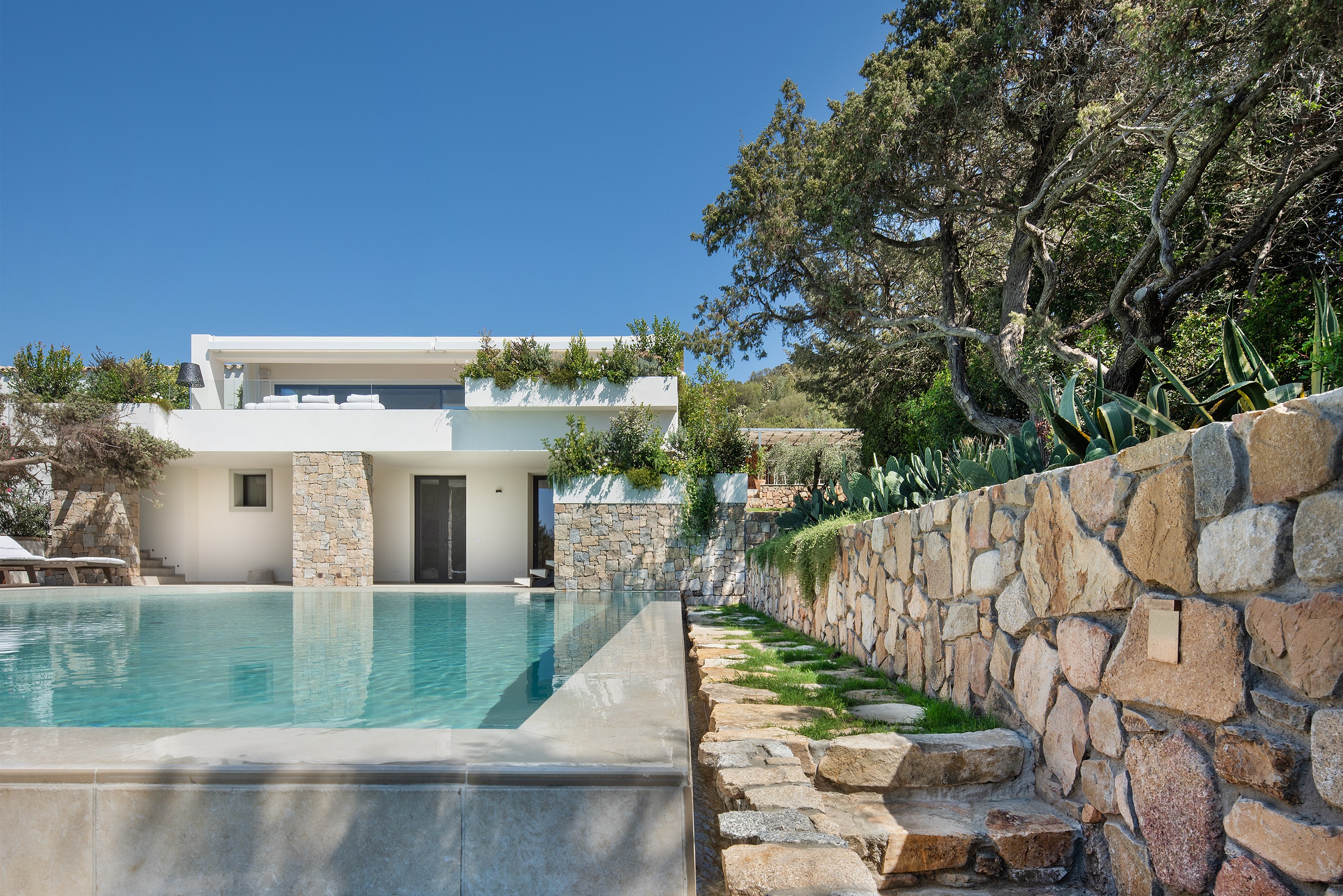 Projects-Flos-Sardinia-02_E