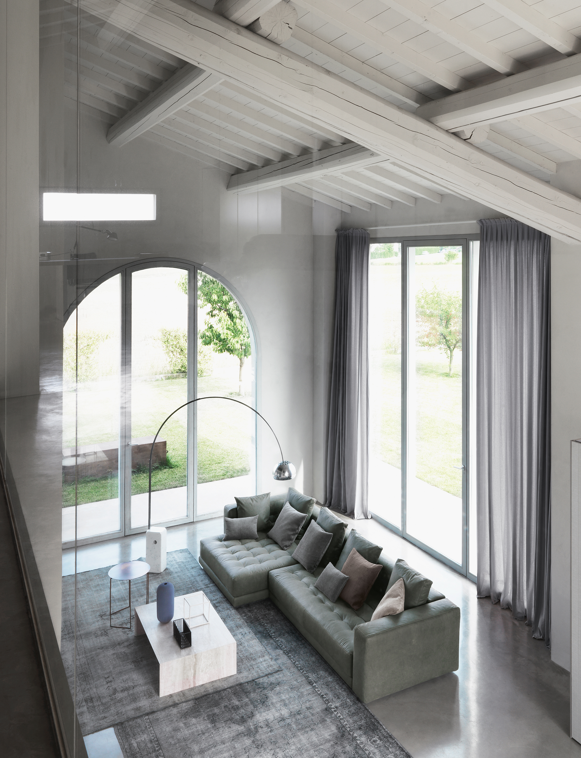 Stories-Arco-FLOS-10