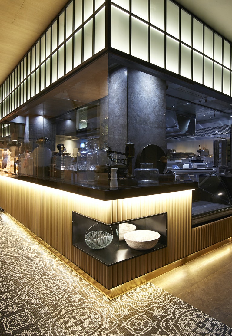 The-Micro-Running-Magnet-flos-architectural-R-03.jpg