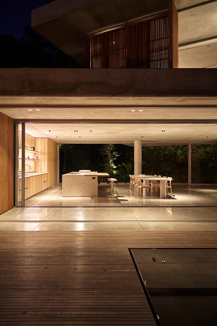 The-Micro-Running-Magnet-flos-architectural-R-19.jpg