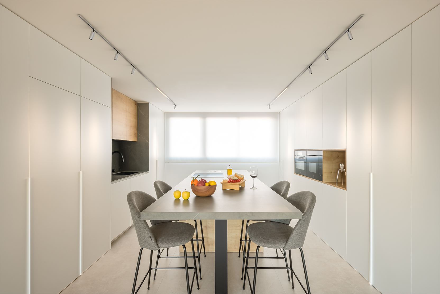 Zerotrackpro-flos-architectural-R-01.jpg