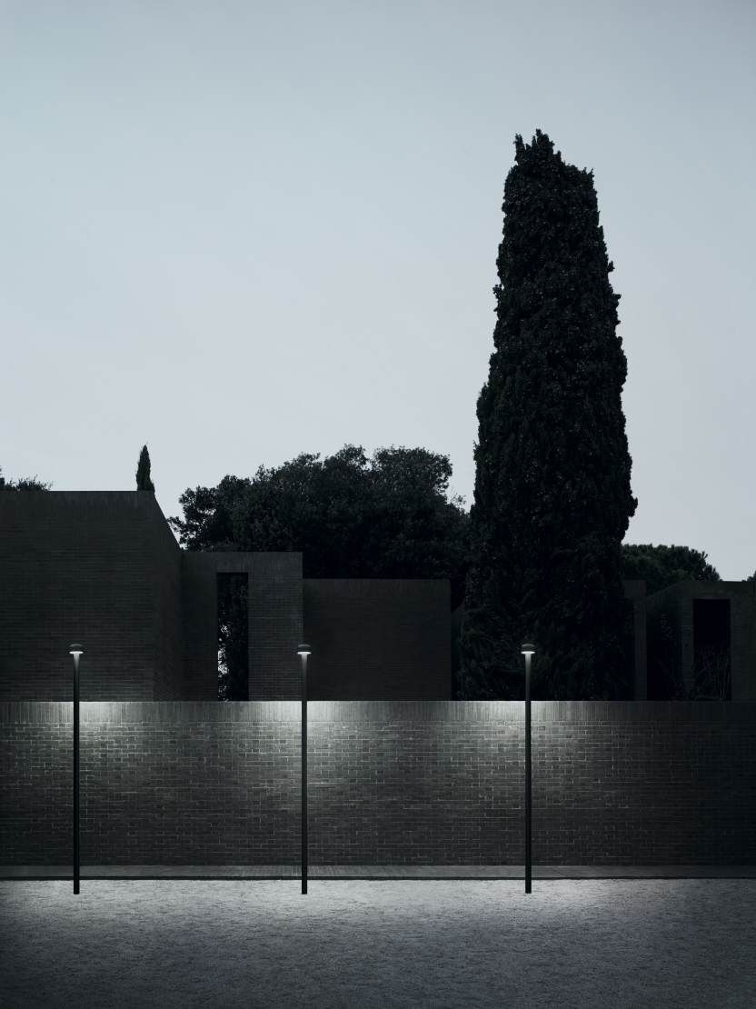 bellhop-pole-flos-outdoor-R-06.jpg