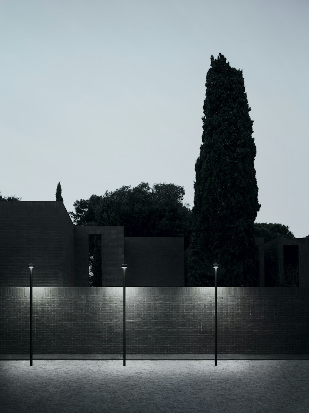 bellhop-pole-flos-outdoor-R-06.jpg