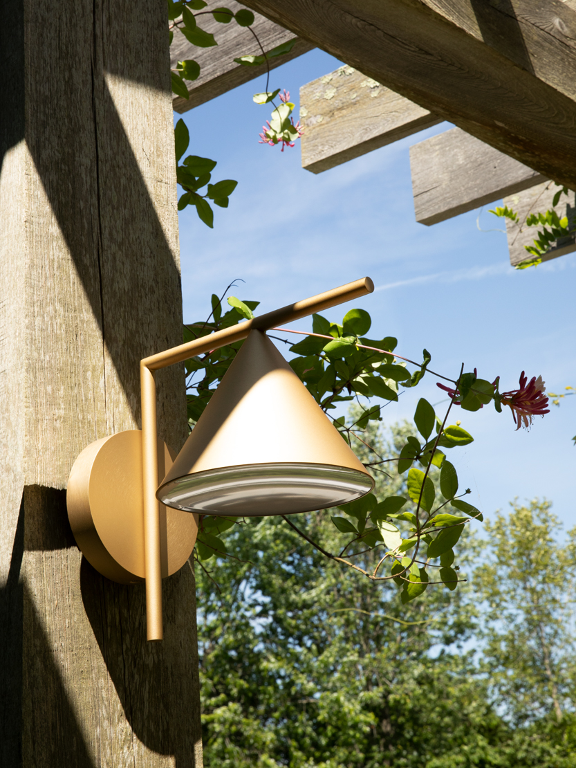 captain-flint-wall-flos-outdoor-R-04.jpg
